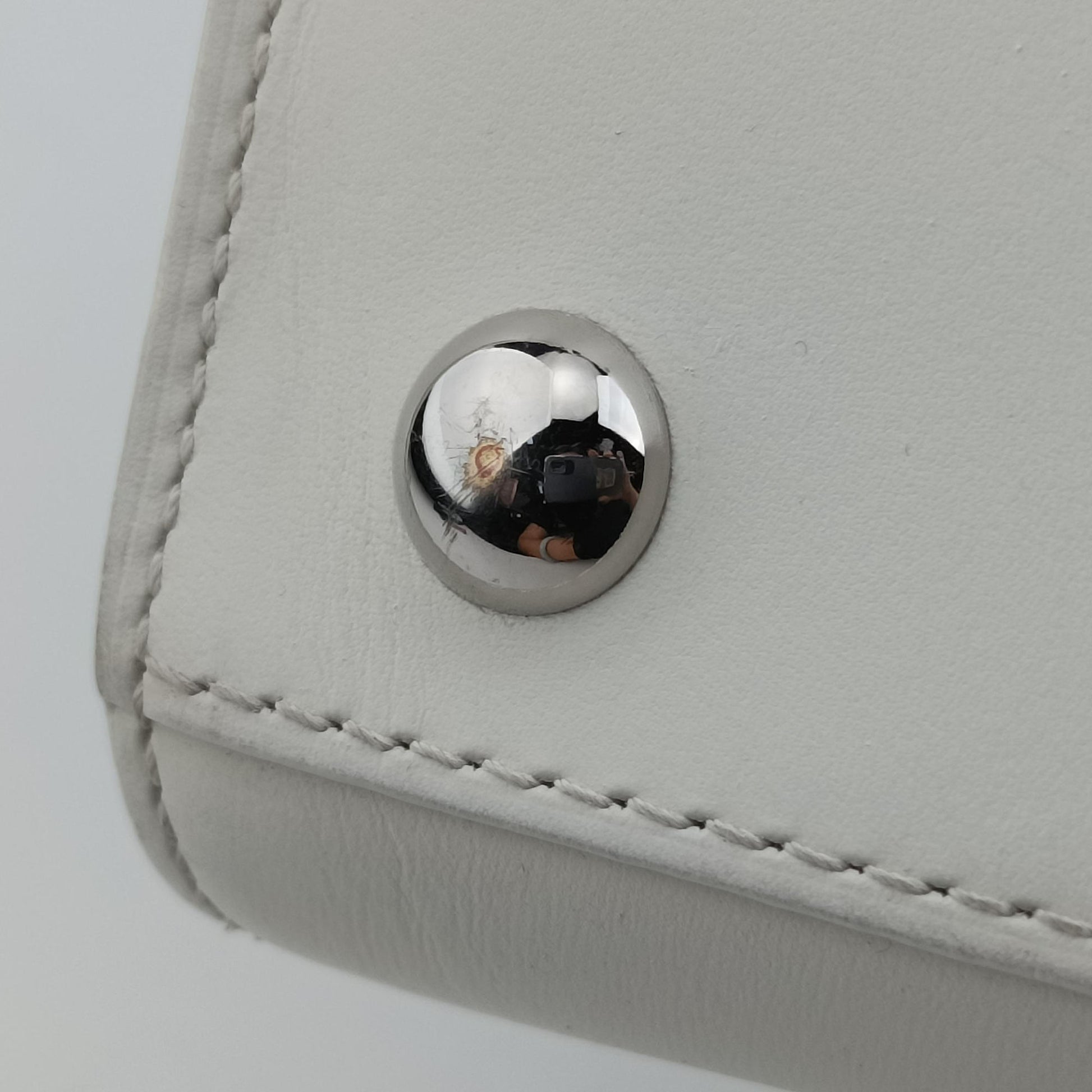 Brillon MM
 White Leather FO5Aブリヨン MM ホワイト レザー FO5A
