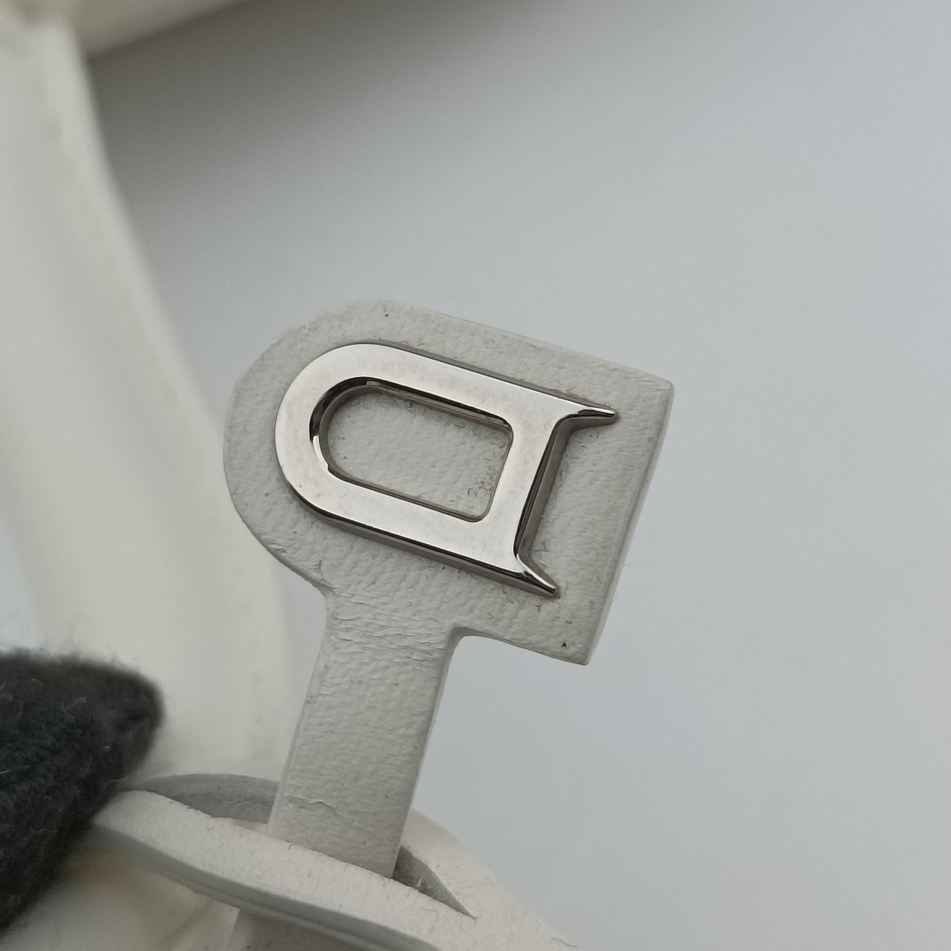 Brillon MM
 White Leather FO5Aブリヨン MM ホワイト レザー FO5A
