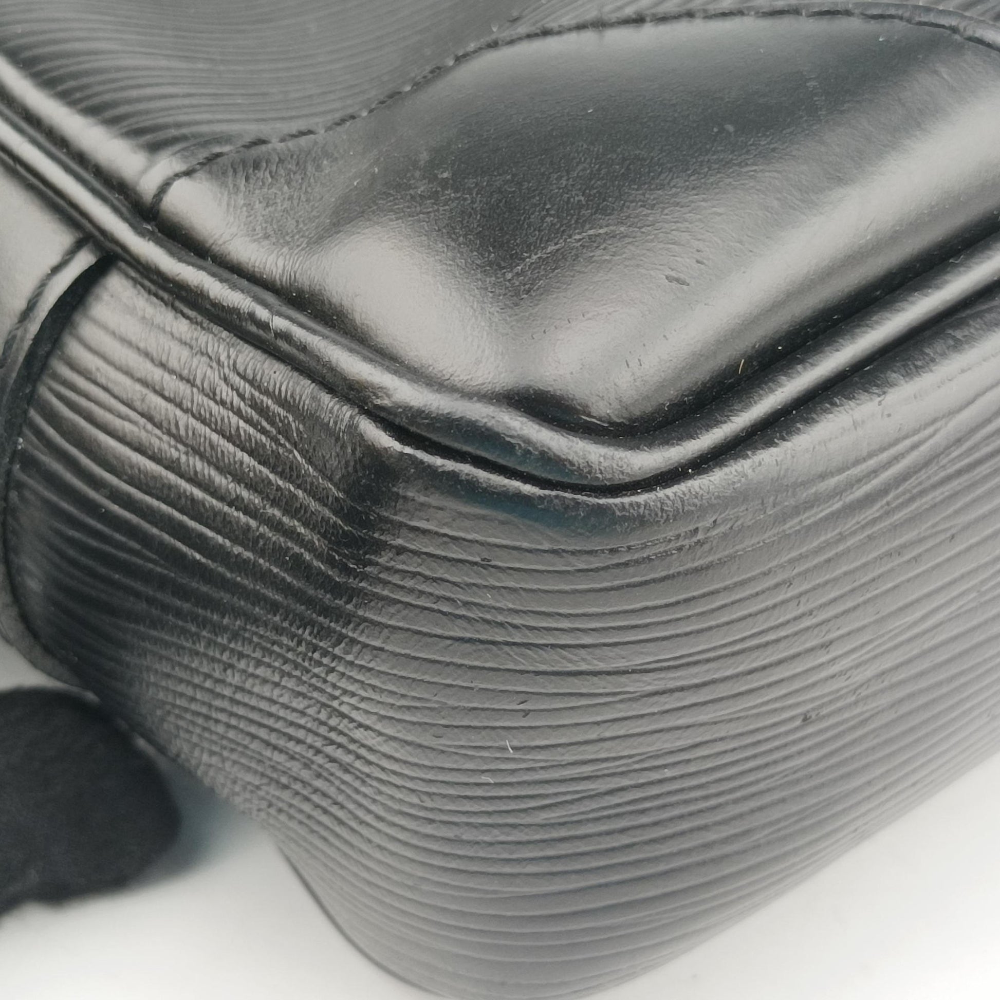 Porto Document Voyage Noir Epi M59162 BA1153ポルトドキュメントボヤージュ ノワール エピ M59162 BA1153