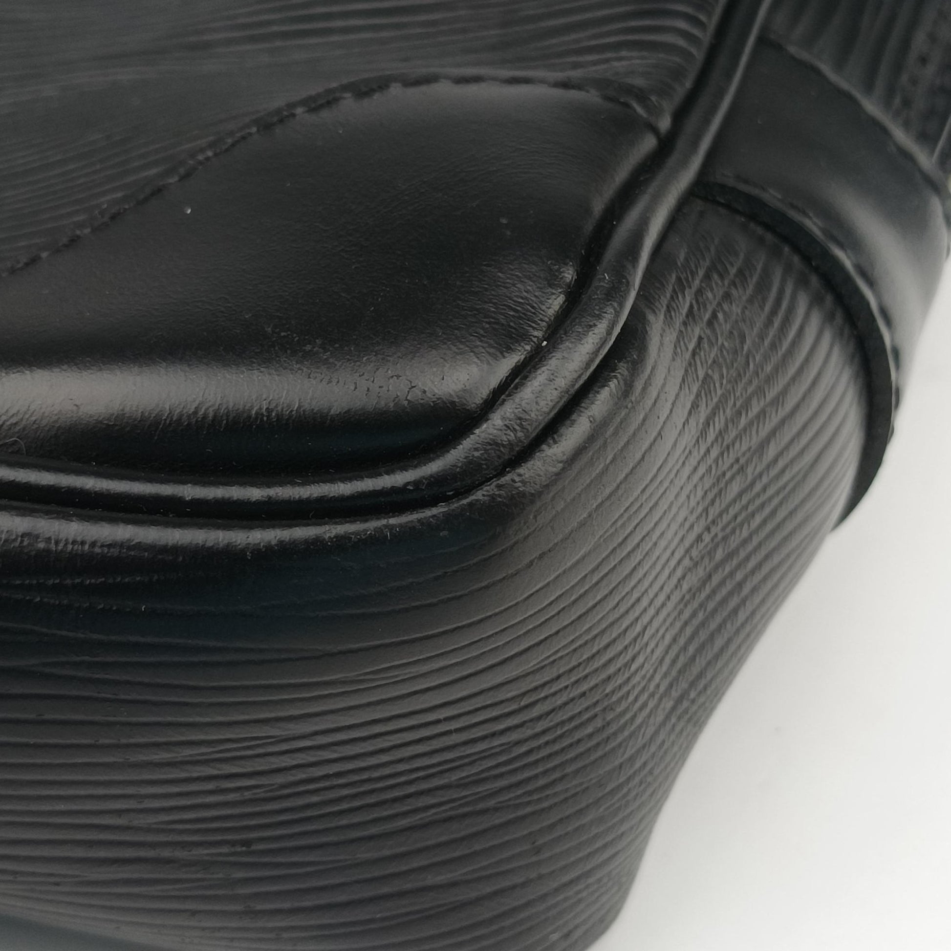 Porto Document Voyage Noir Epi M59162 BA1153ポルトドキュメントボヤージュ ノワール エピ M59162 BA1153