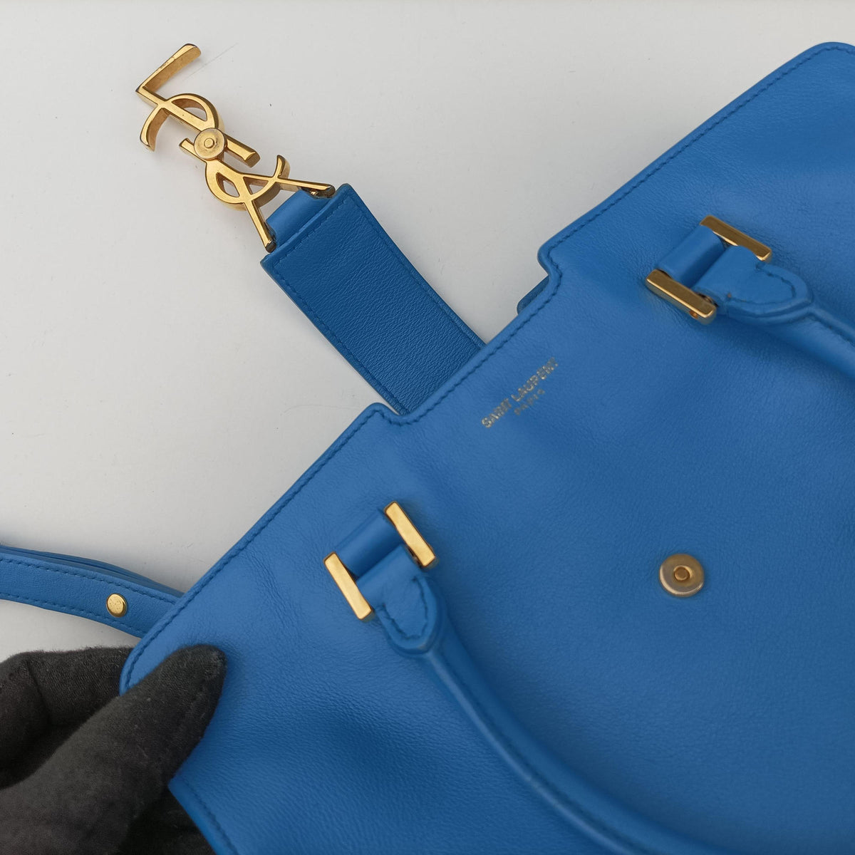 Pre-owned Yves Saint Laurent BABY CABAS Blue Leather 400914 shoulderbag | stylenewstar