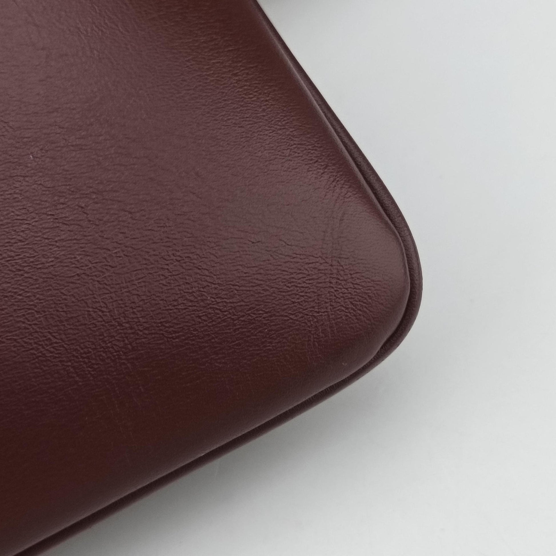 Arli Burgundy Leather 550129 G028199003アリー ワインレッド レザー 550129 G028199003