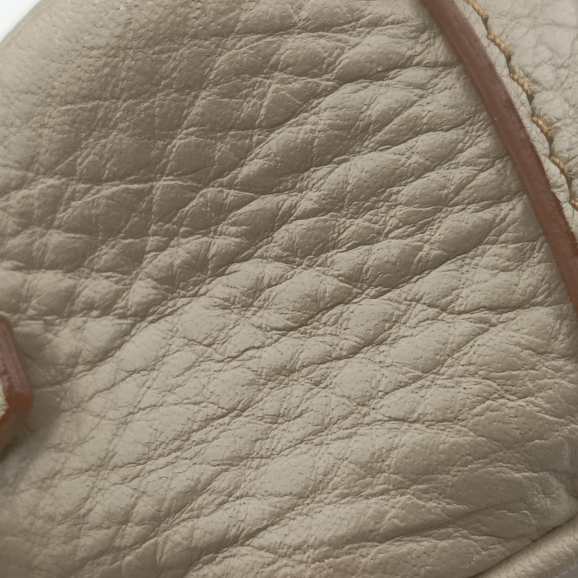 VITELLO PHENIX camera bag Beige Leather 1N1674 42ヴィッテロ フェニックス カメラバッグ ベージュ レザー 1N1674 42