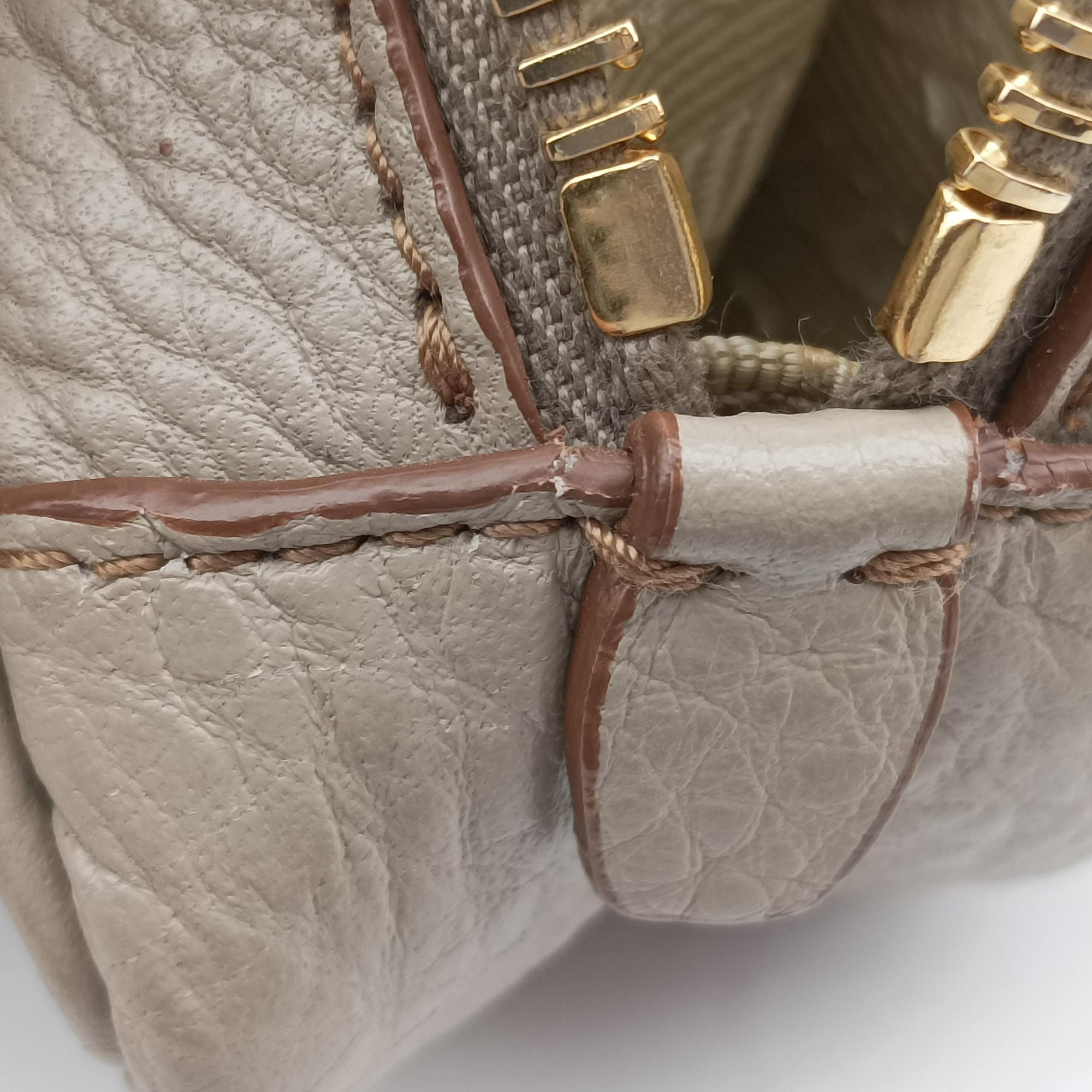 VITELLO PHENIX camera bag Beige Leather 1N1674 42ヴィッテロ フェニックス カメラバッグ ベージュ レザー 1N1674 42