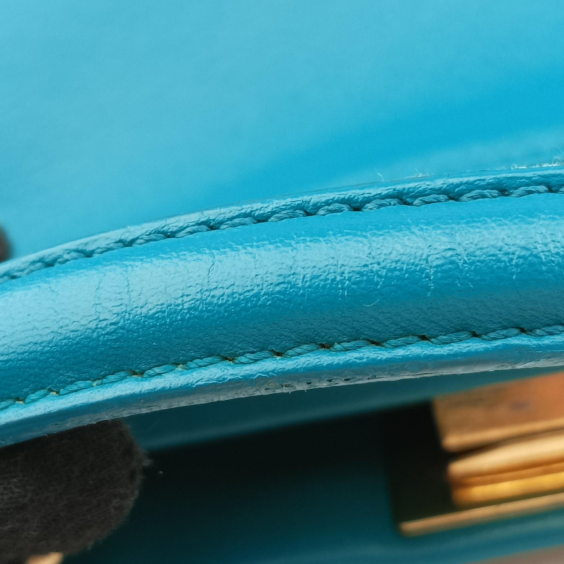 PEEKABOO Blue Leather 8BN244 8BN244-K4P-149-2516ピーカブー ミニ ブルー レザー 8BN244 8BN244-K4P-149-2516