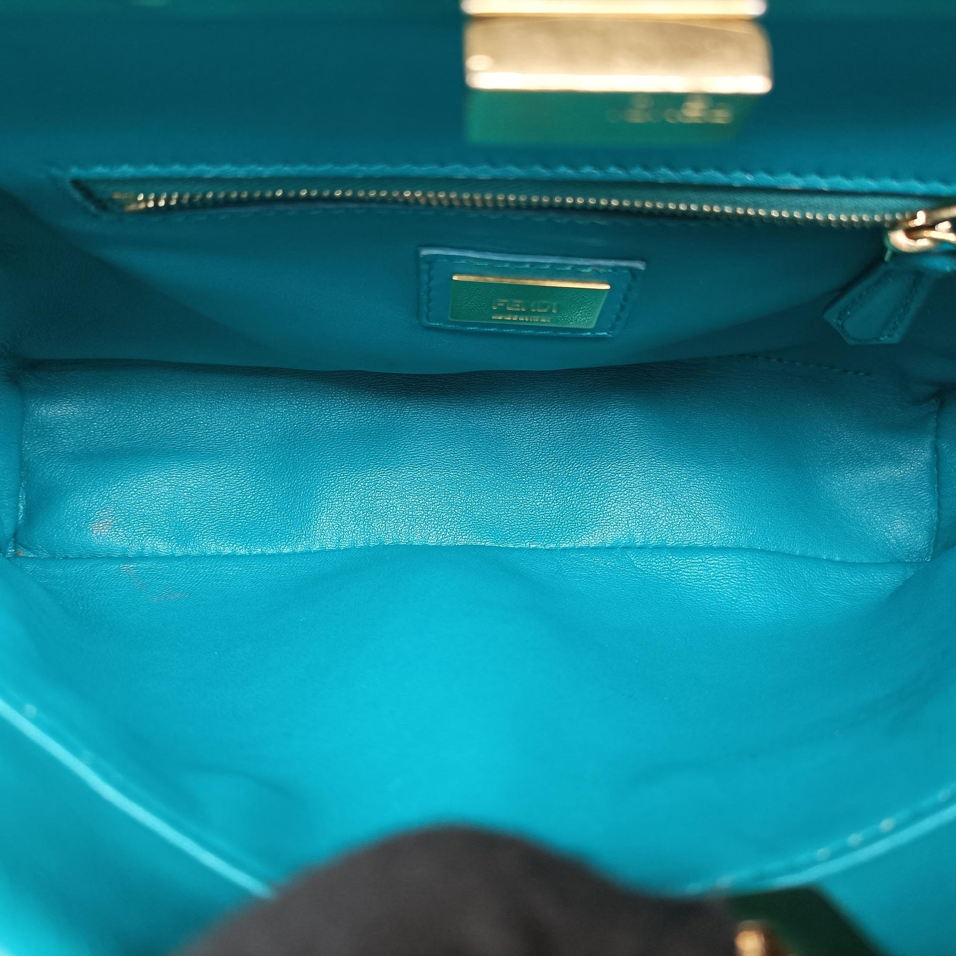 PEEKABOO Blue Leather 8BN244 8BN244-K4P-149-2516ピーカブー ミニ ブルー レザー 8BN244 8BN244-K4P-149-2516