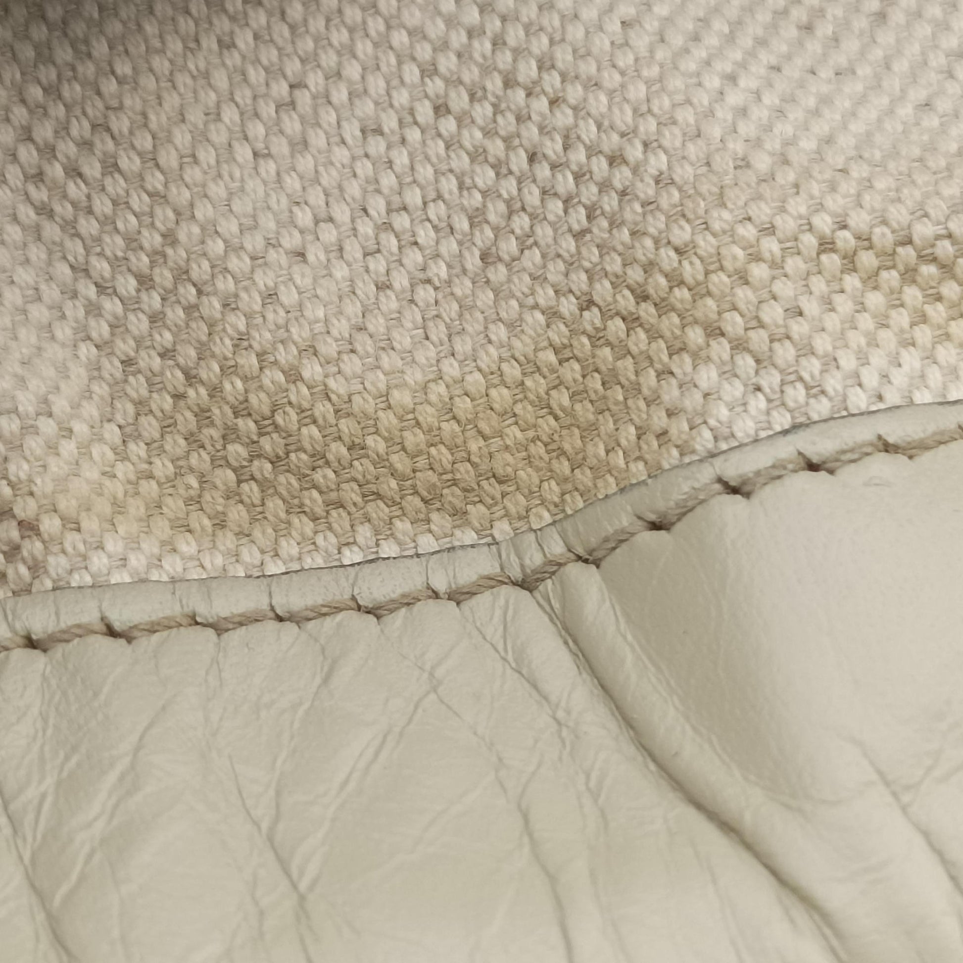 Sukey White×Beige canvas×leather 285730 F013262896スーキー ホワイト×ベージュ キャンバス×レザー 285730 F013262896