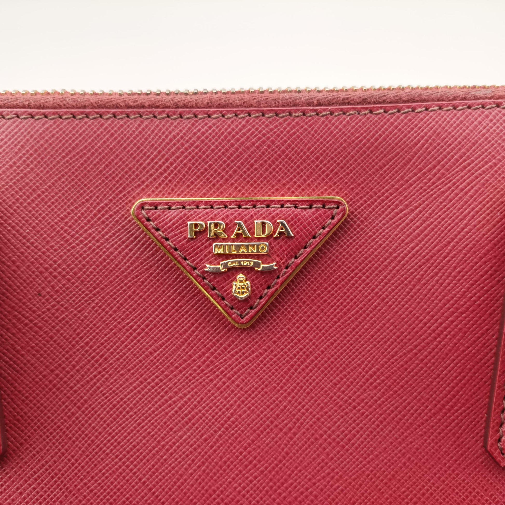 Galleria Front Pocket Red SAFFIANO Leather BN2674 14/Aガレリア フロント ポケット レッド サフィアーノレザー BN2674 14/A