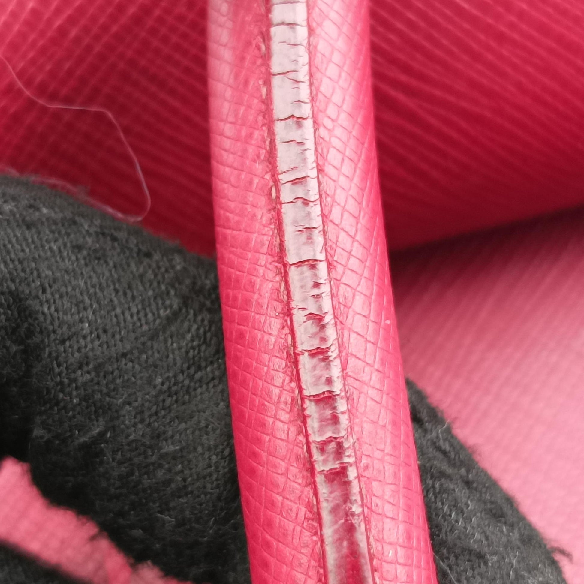 Galleria Front Pocket Red SAFFIANO Leather BN2674 14/Aガレリア フロント ポケット レッド サフィアーノレザー BN2674 14/A