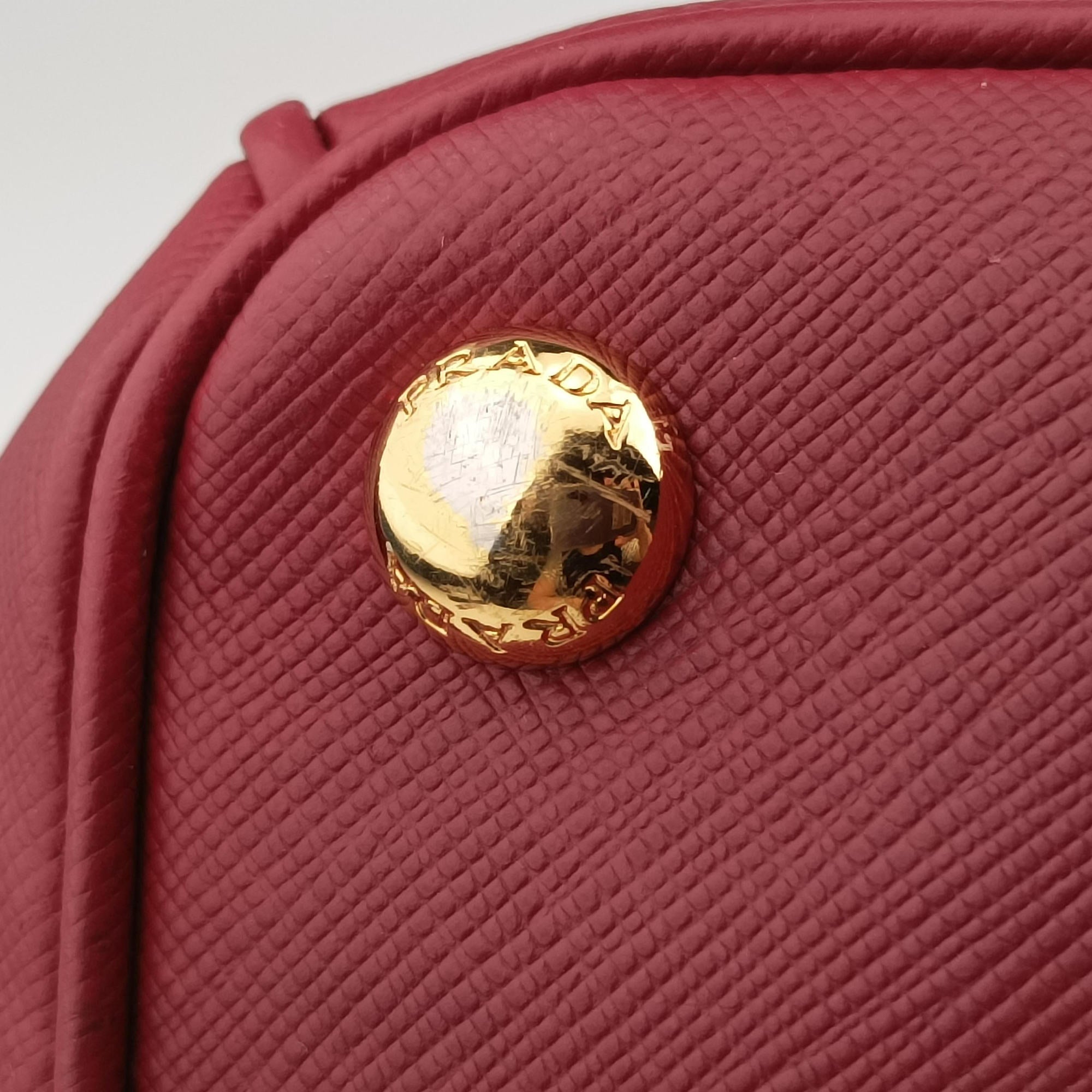 Galleria Front Pocket Red SAFFIANO Leather BN2674 14/Aガレリア フロント ポケット レッド サフィアーノレザー BN2674 14/A