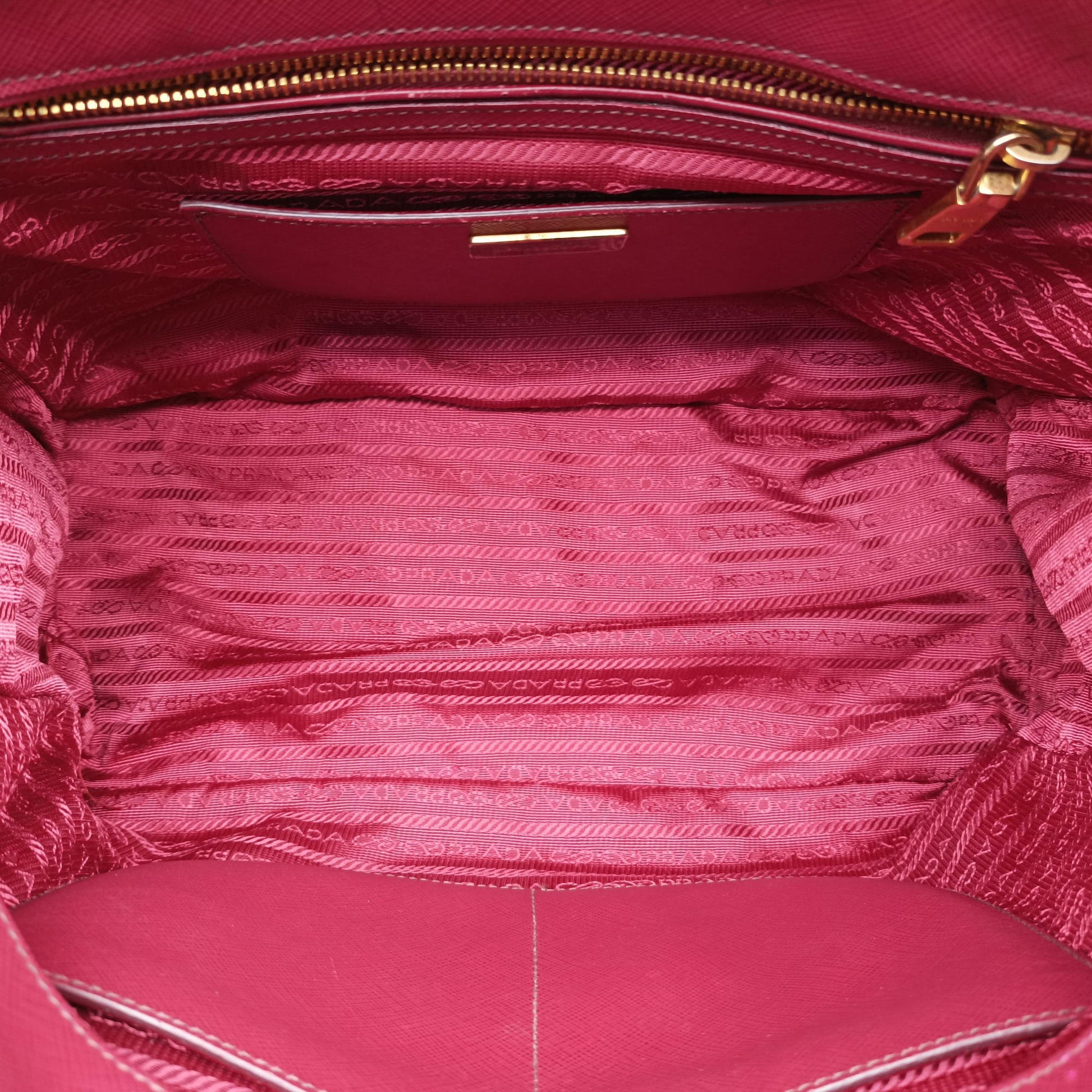 Galleria Front Pocket Red SAFFIANO Leather BN2674 14/Aガレリア フロント ポケット レッド サフィアーノレザー BN2674 14/A
