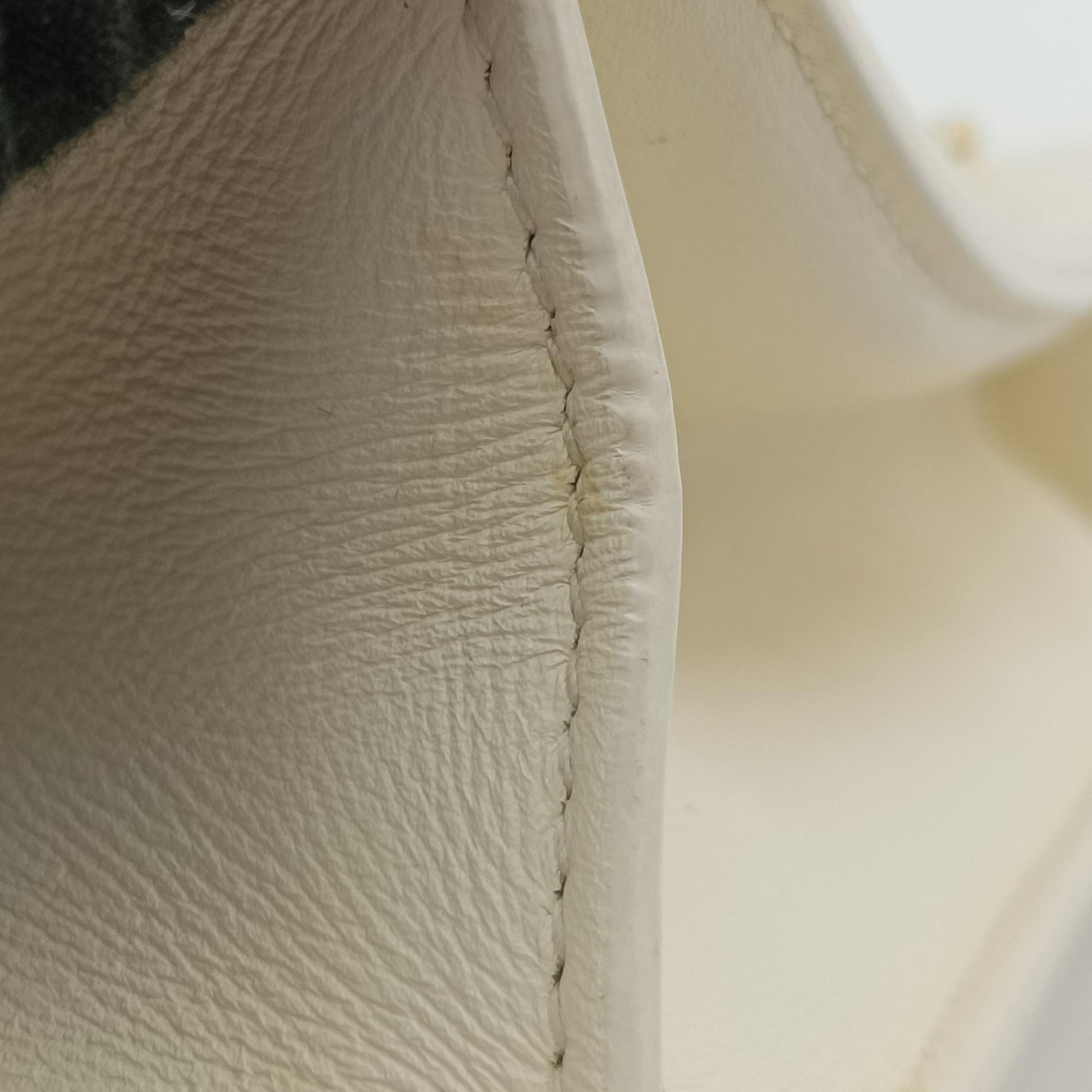 30 Montaigne White leather 29-MA-110930モンテーニュ ホワイト レザー 29-MA-1109