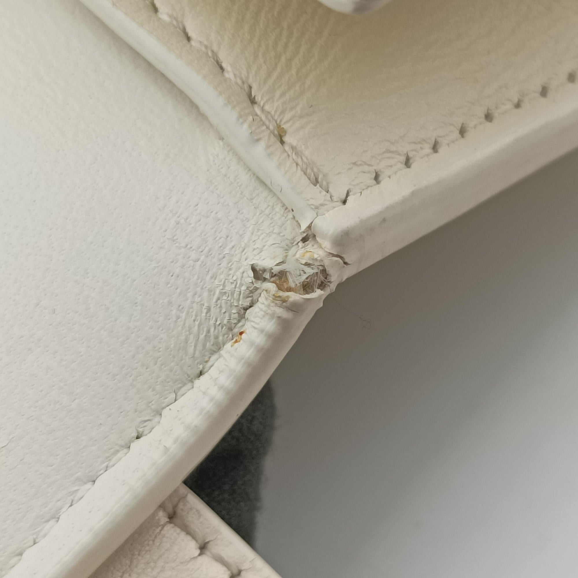 30 Montaigne White leather 29-MA-110930モンテーニュ ホワイト レザー 29-MA-1109