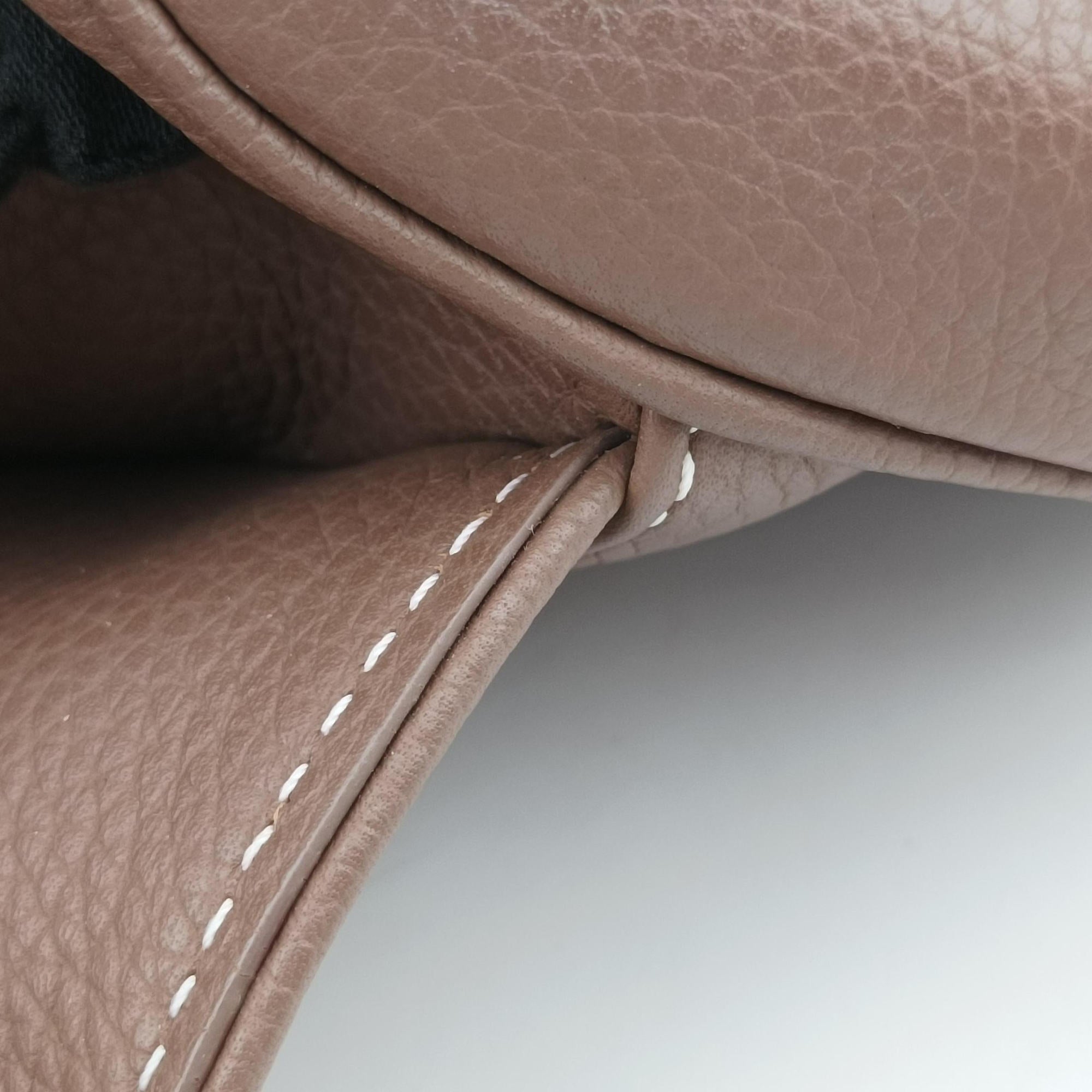 Saddle Brown Leather 09-BO-1118サドル ブラウン レザー 09-BO-1118
