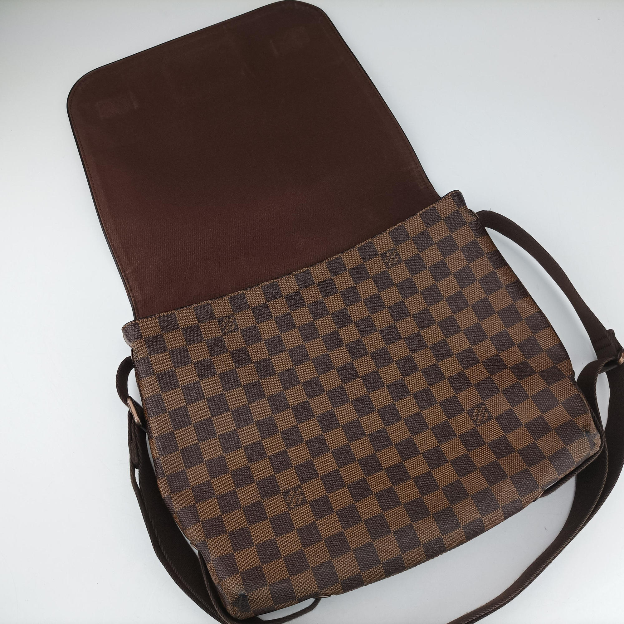 BROOKLYN MM EBENE Damier Canvas N51211 CA4150ブルックリンMM エベヌ ダミエキャンバス N51211 CA4150