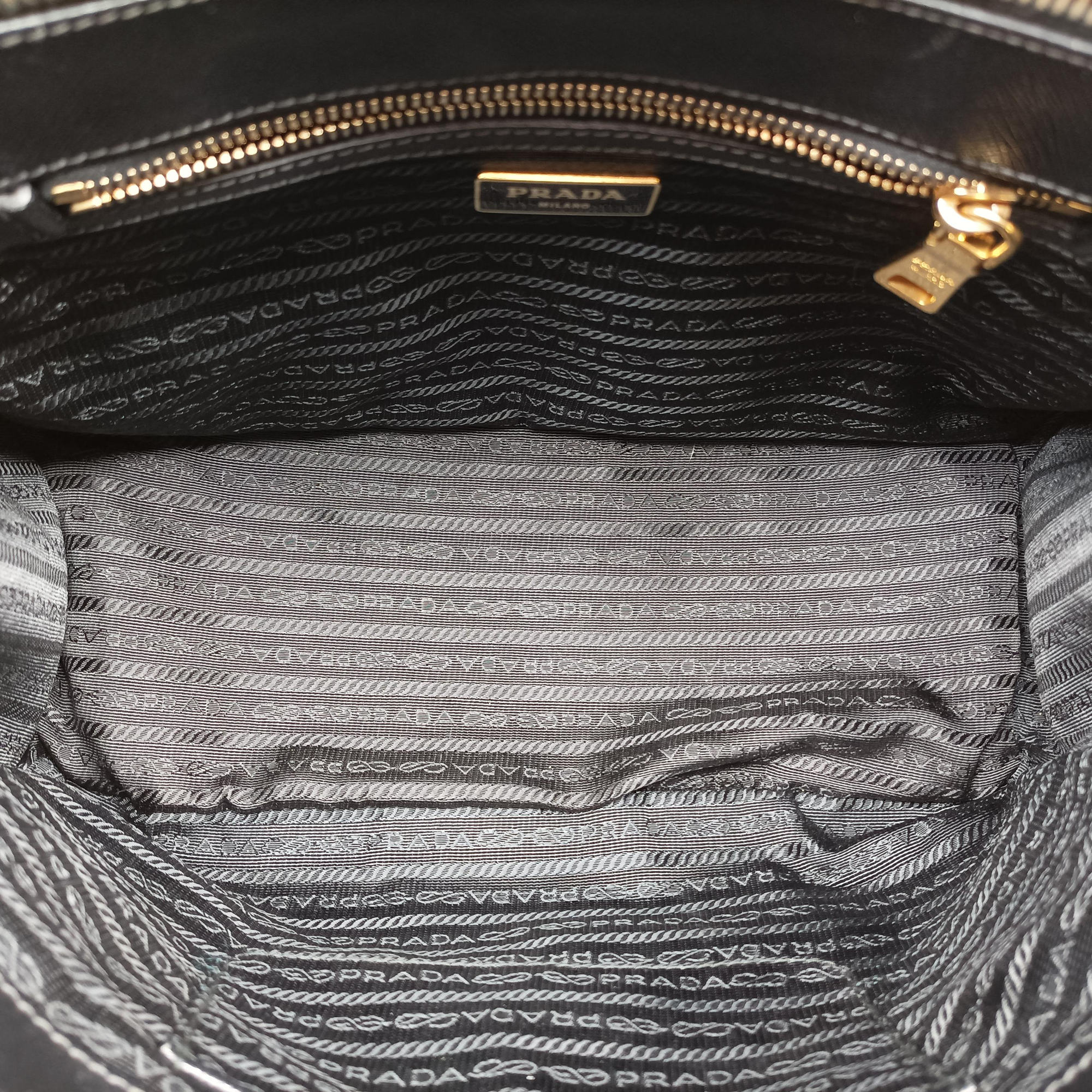 Galleria Black SAFFIANO Leather BN2274 117ガレリア ブラック サフィアーノレザー BN2274 117