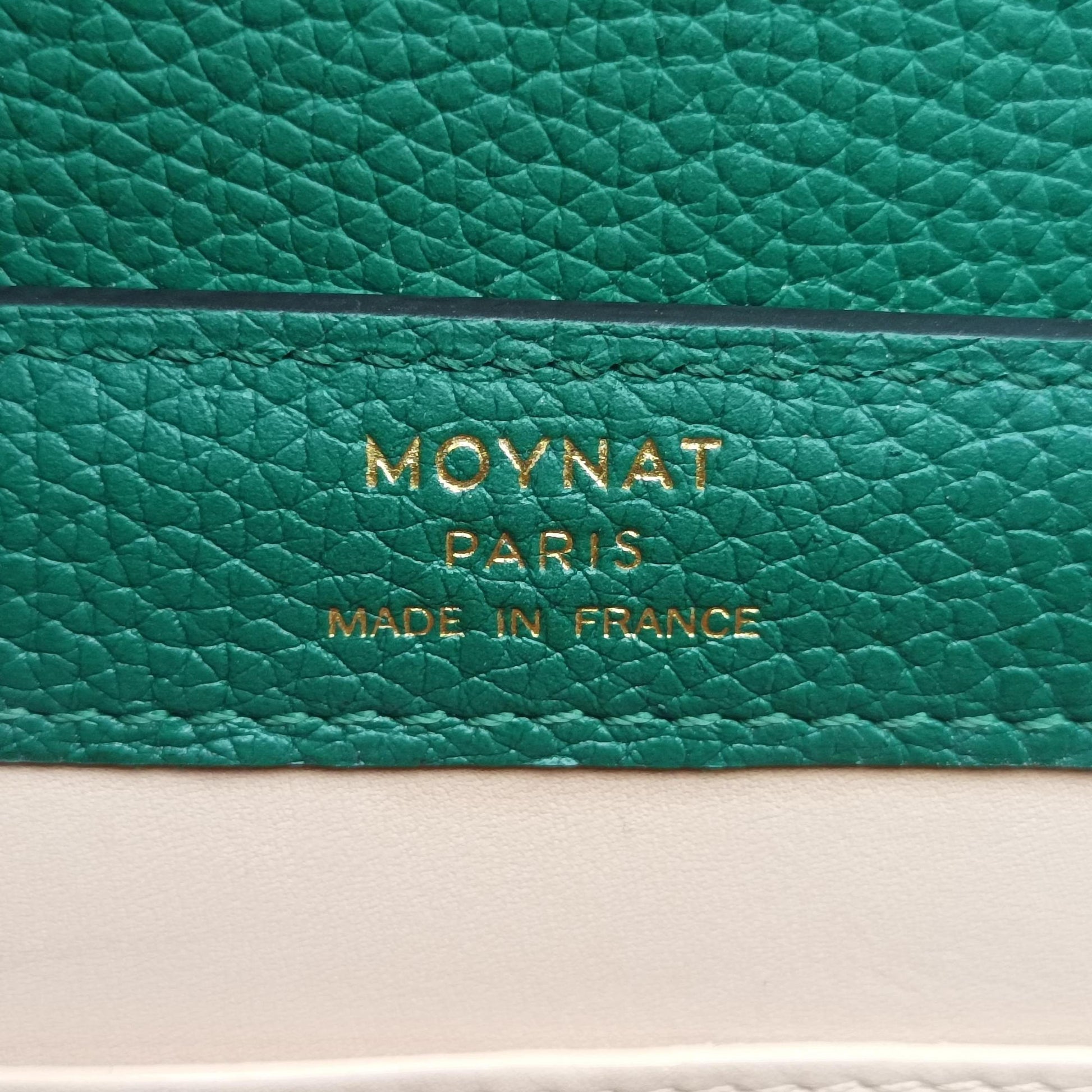 Legenne PM Green leather B2110レジェンヌ PM グリーン レザー B2110