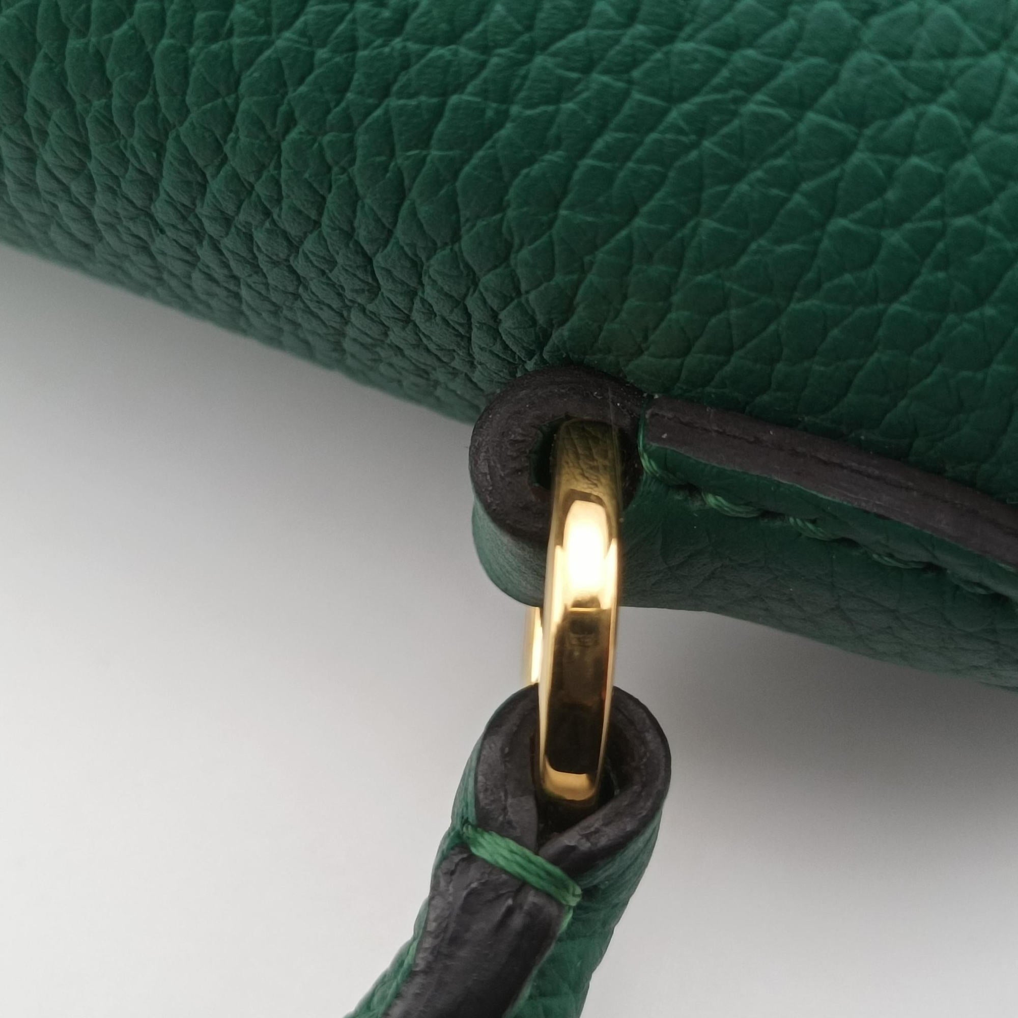 Legenne PM Green leather B2110レジェンヌ PM グリーン レザー B2110