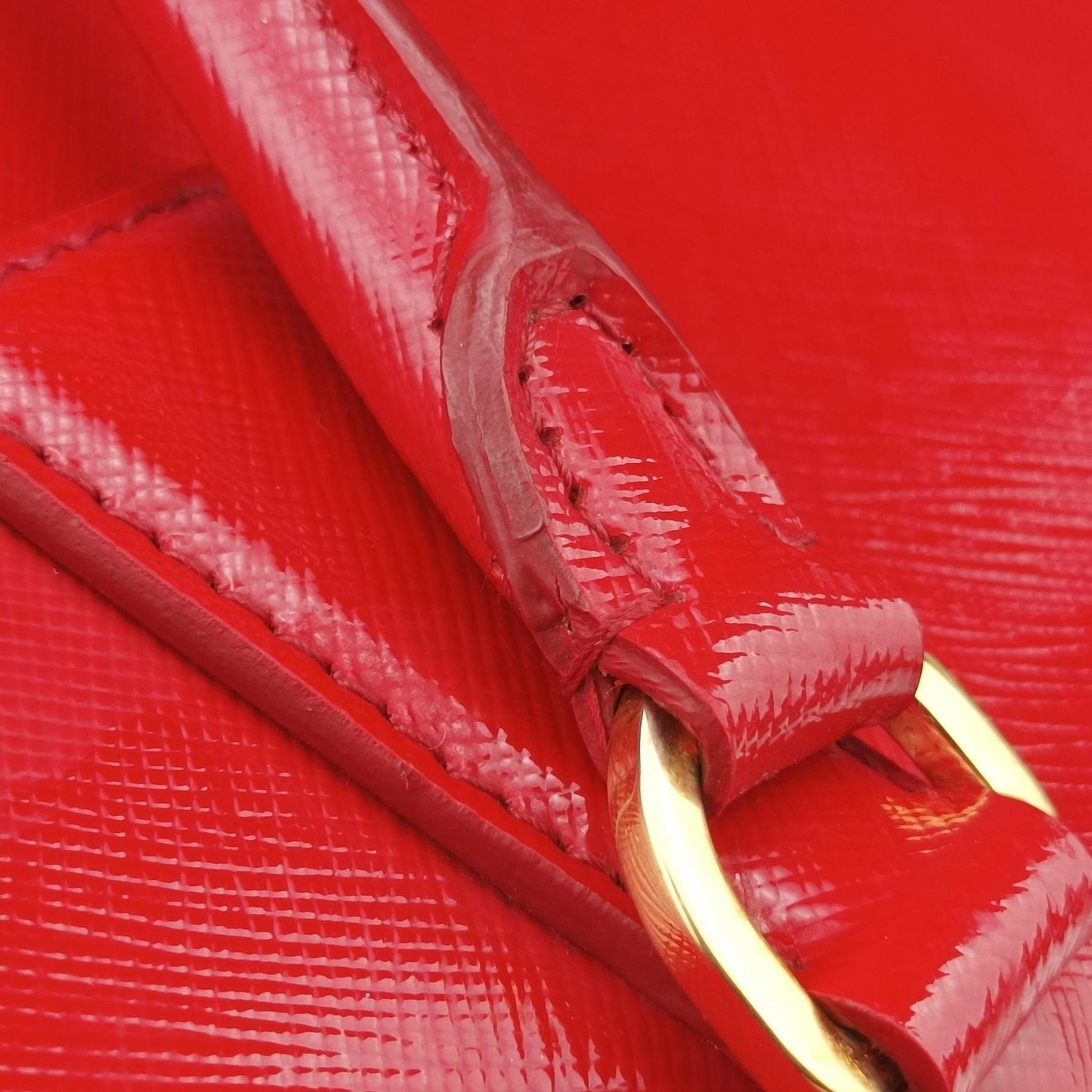 Galleria Red SAFFIANO Leather BN1874 117ガレリア レッド サフィアーノレザー BN1874 117