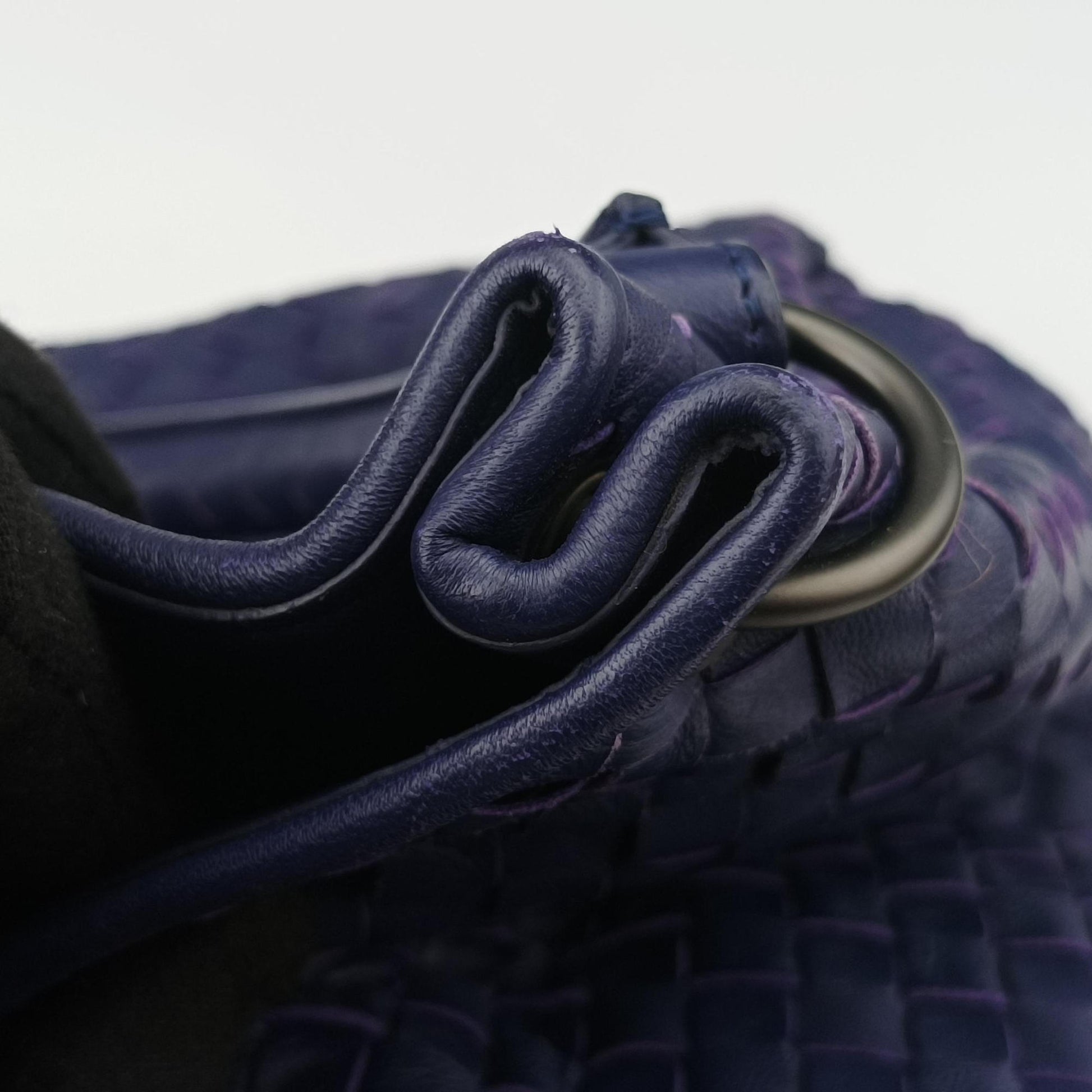 Parachute Intrecciato Purple lambskin B04215596Bパラシュート イントレチャート パープル ラムスキン B04215596B