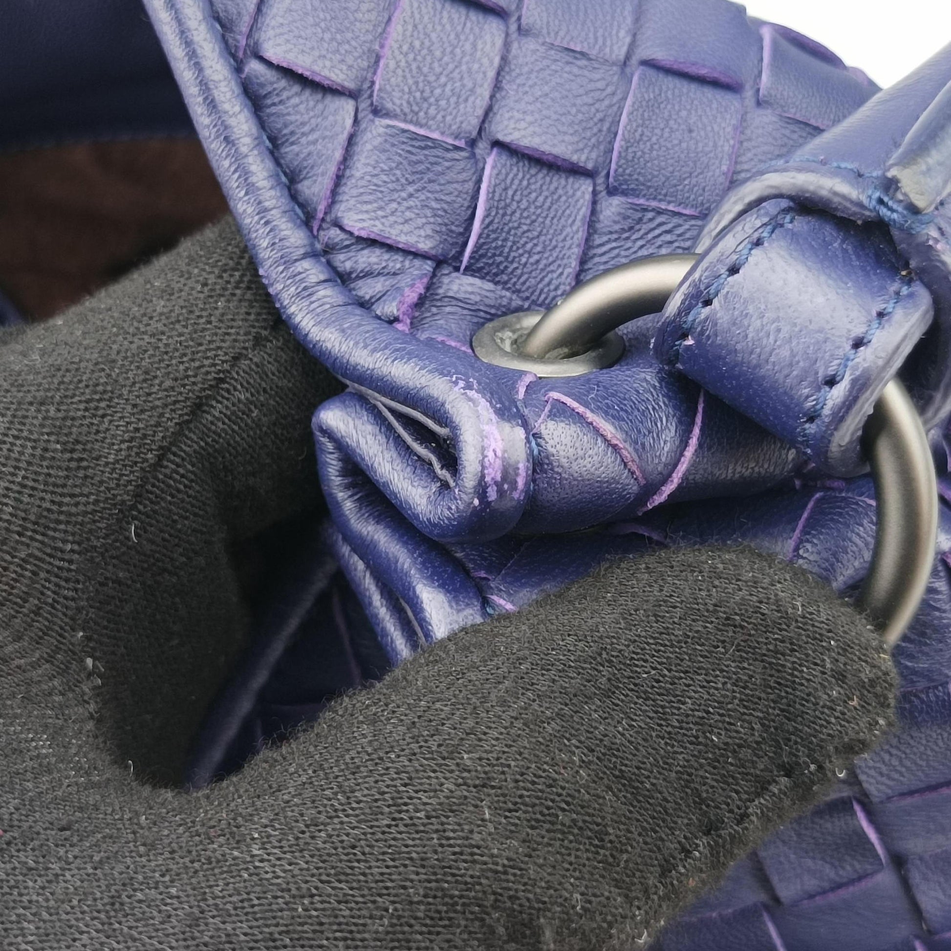 Parachute Intrecciato Purple lambskin B04215596Bパラシュート イントレチャート パープル ラムスキン B04215596B