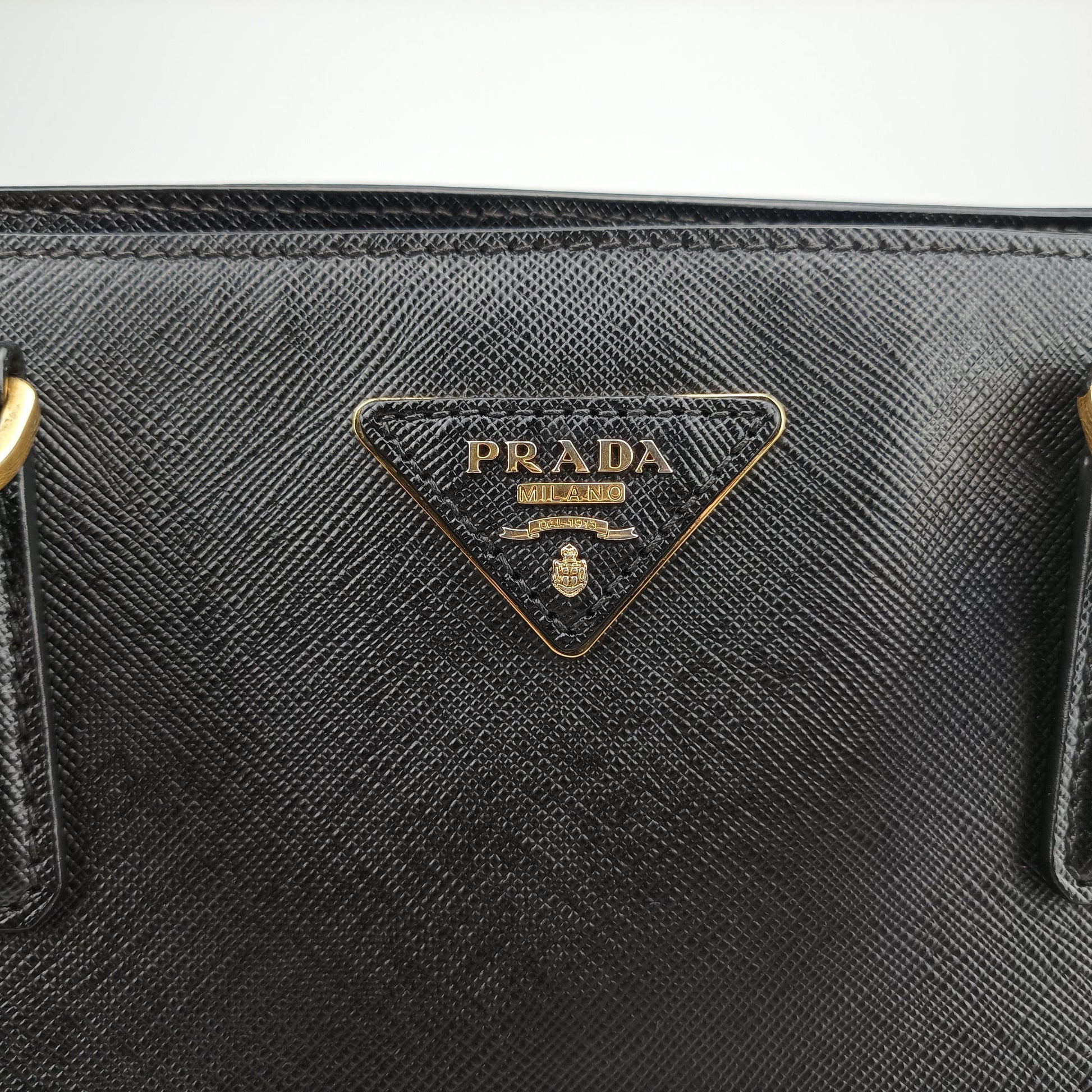 Galleria Black SAFFIANO Leather BN2274 7 V 173ガレリア ブラック サフィアーノレザー BN2274 7 V 173