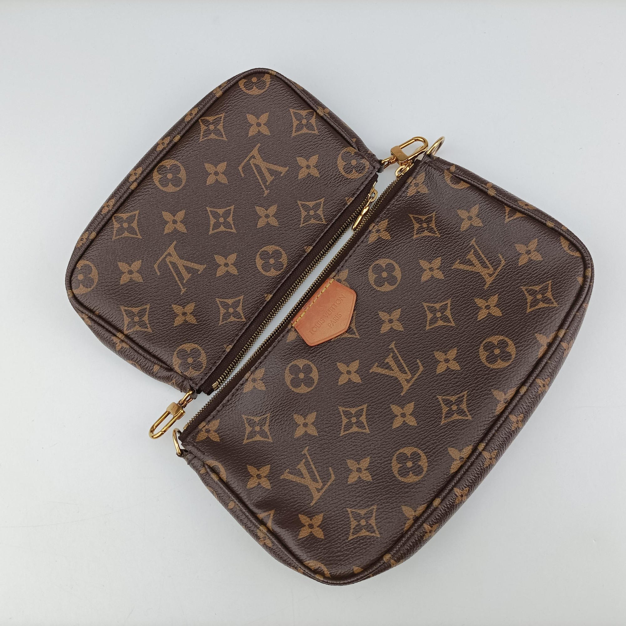 MULTI POCHETTE ACCESSOIRES MARRON×ROSE CLAIRE Monogram Canvas M44840 SR3179ミュルティポシェットアクセソワール マロン×ローズ クレール モノグラムキャンバス M44840 SR3179