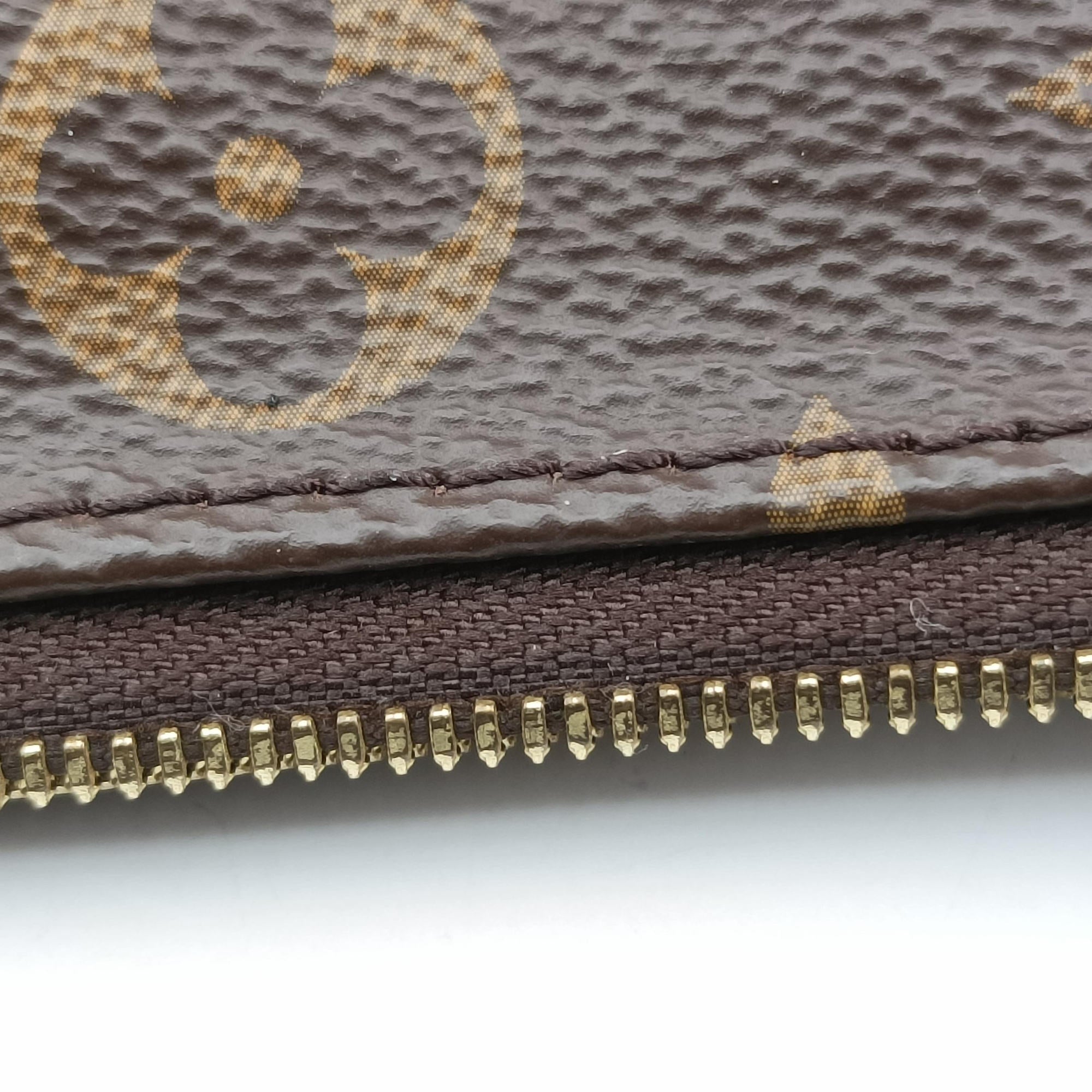 MULTI POCHETTE ACCESSOIRES MARRON×ROSE CLAIRE Monogram Canvas M44840 SR3179ミュルティポシェットアクセソワール マロン×ローズ クレール モノグラムキャンバス M44840 SR3179
