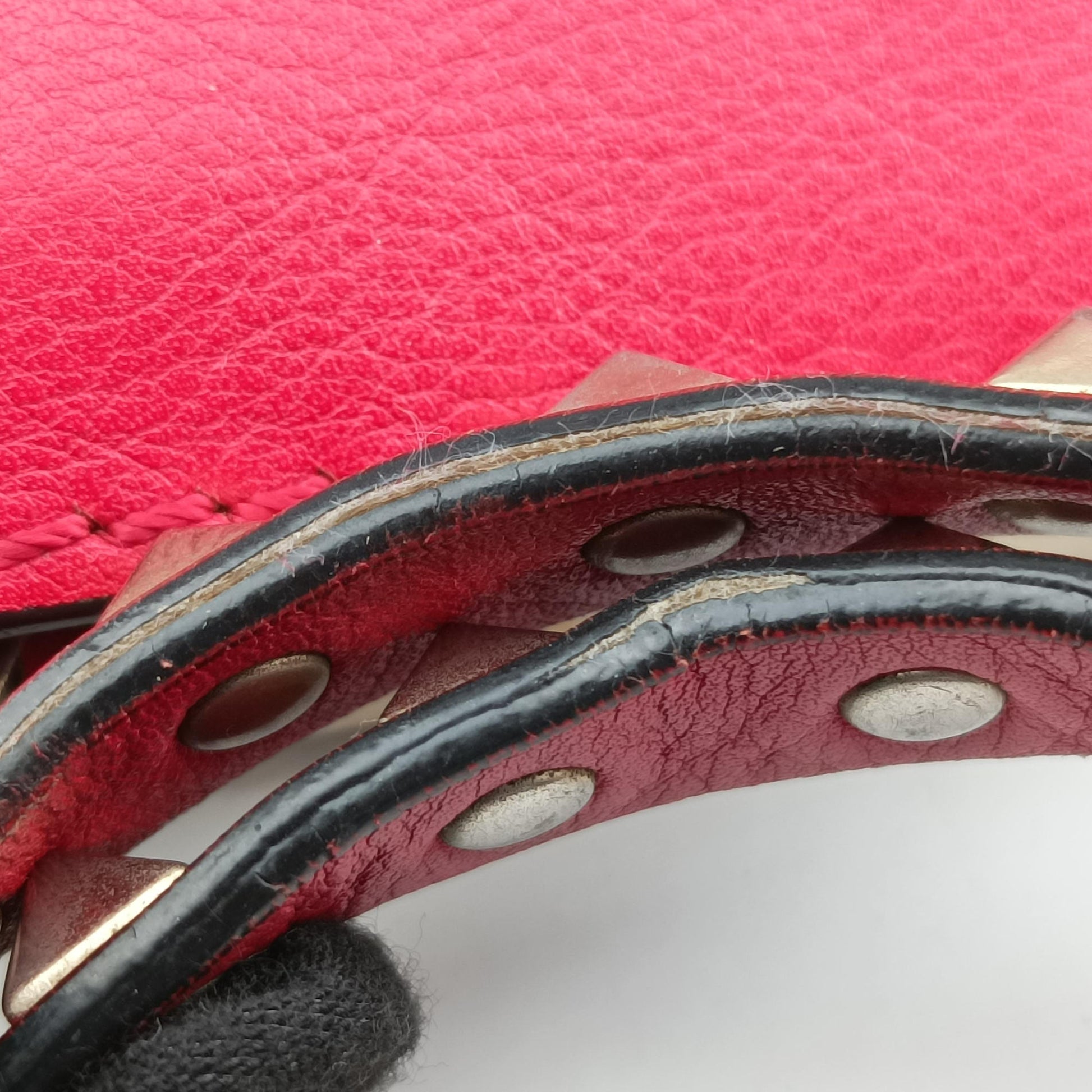 Rockstud Red Leather Lot number unknownロックスタッズ レッド レザー 製番不明