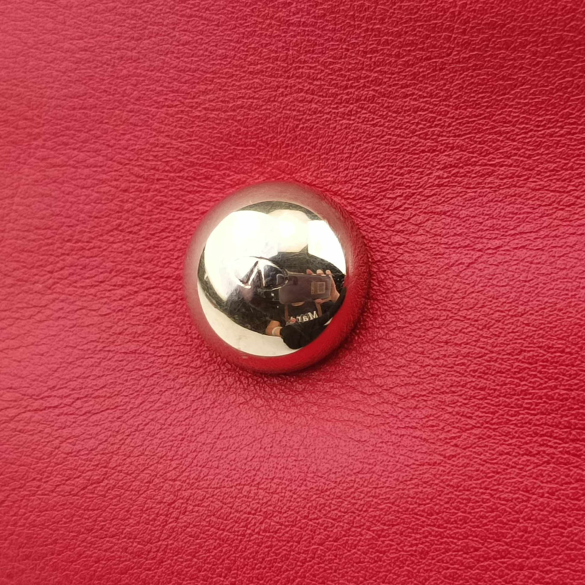 Rockstud Red Leather Lot number unknownロックスタッズ レッド レザー 製番不明