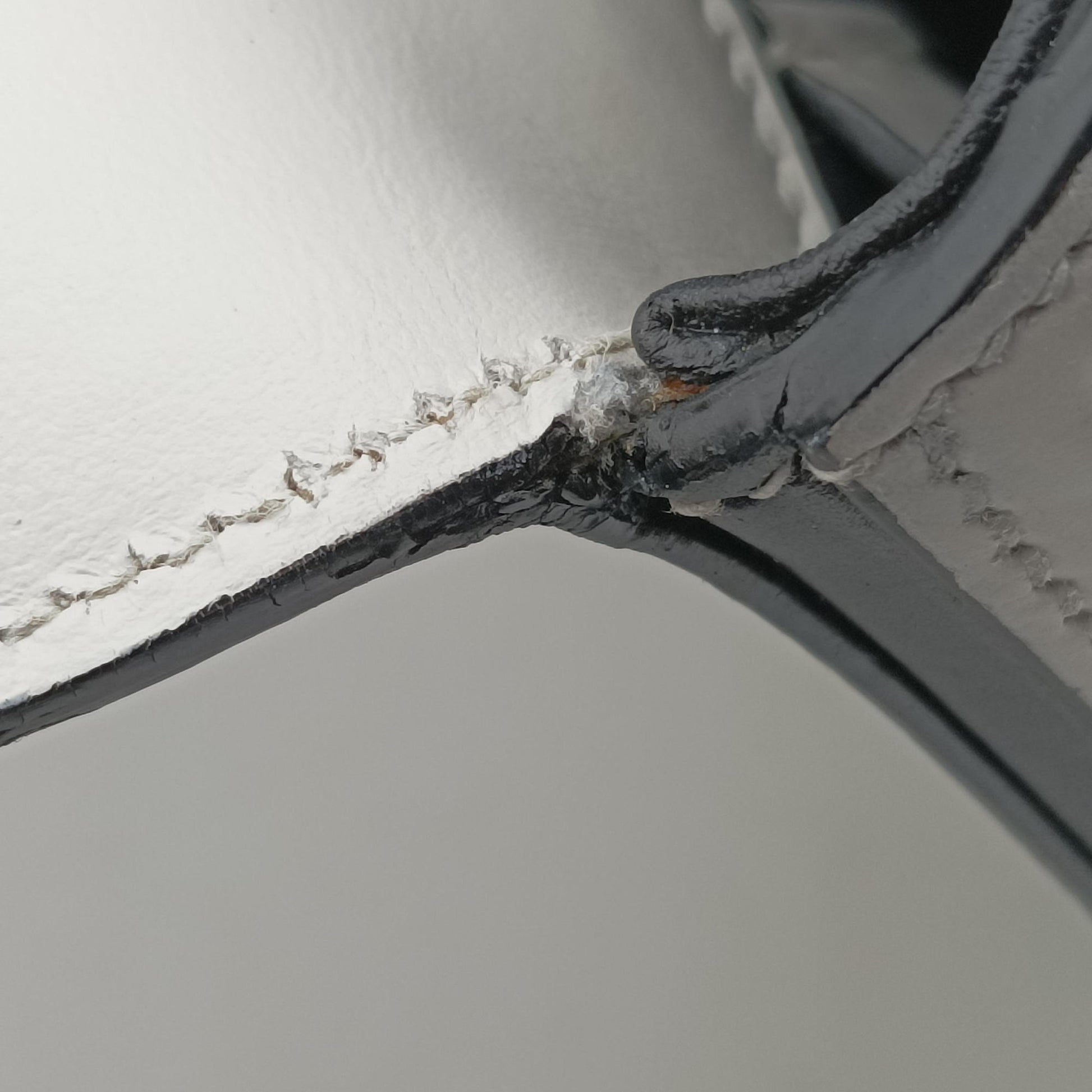 Manuelle White Leather 25 Bマニュエル ホワイト レザー 25 B