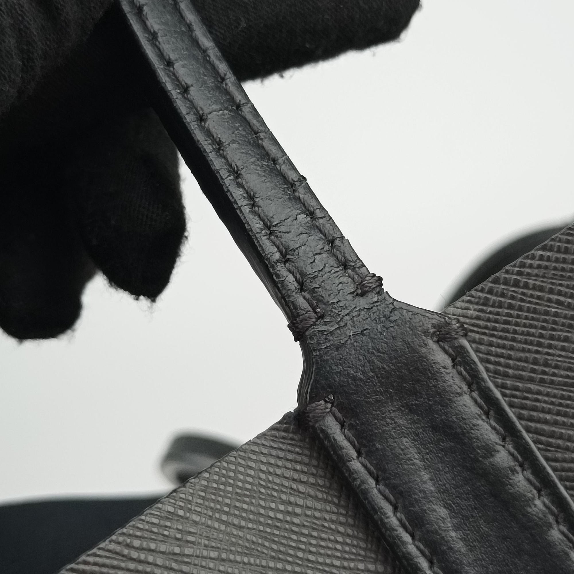 Bambi Print Antigona tote Black Leather 3C0174アンティゴナ バンビ プリント ショッピングトート ブラック レザー 3C0174