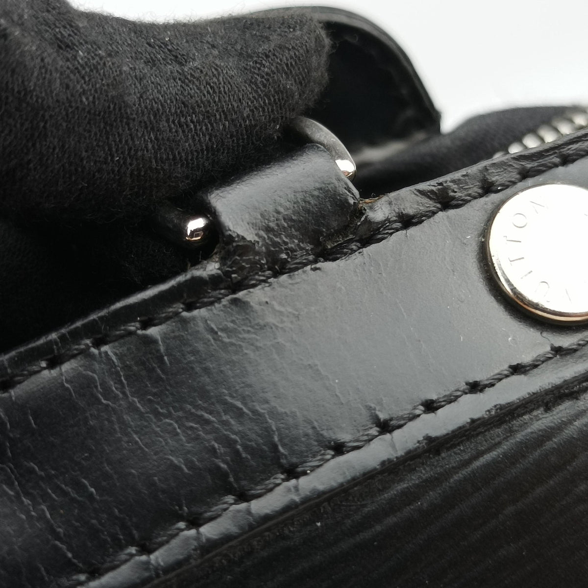 Pre-owned Louis Vuitton Brea MM Noir Epi M40329 shoulderbag | stylenewstar