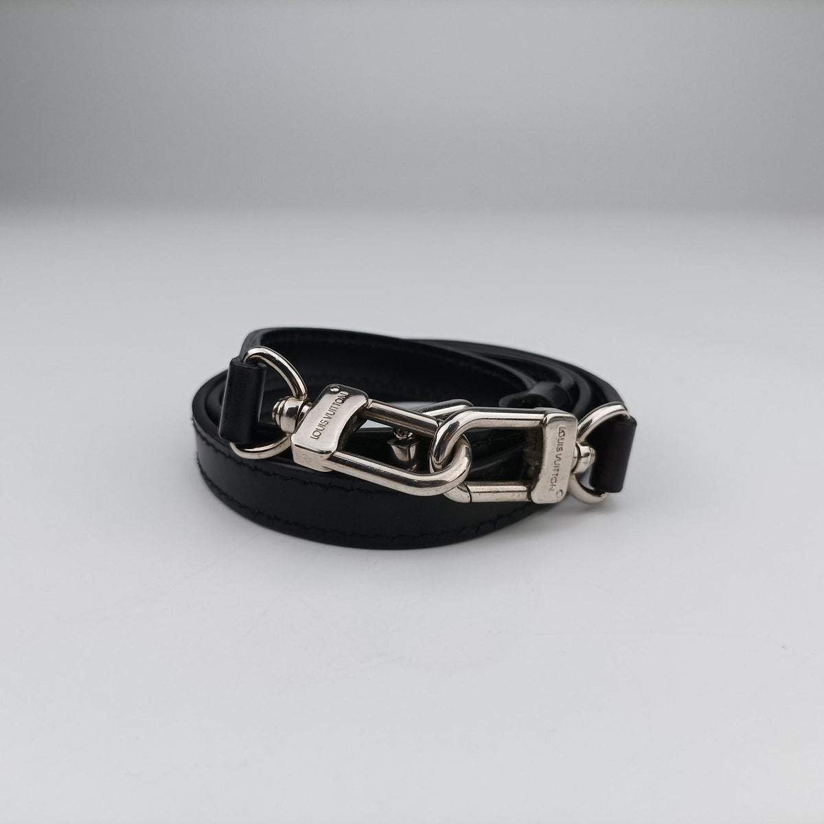Pre-owned Louis Vuitton Brea MM Noir Epi M40329 shoulderbag | stylenewstar