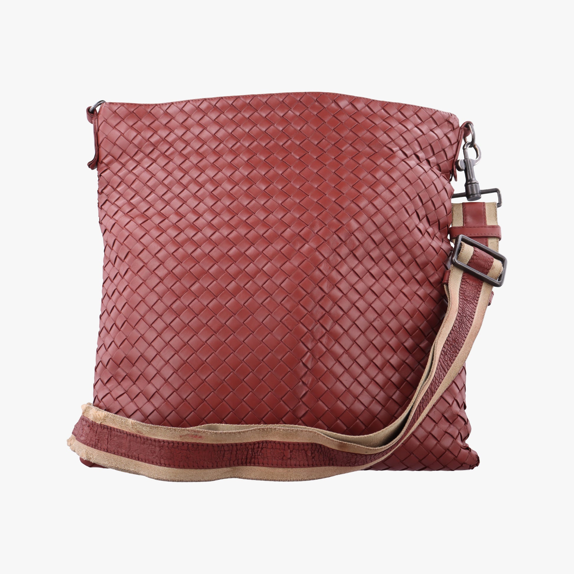 Intrecciato Red lambskin B01402325Dイントレチャート レッド ラムスキン B01402325D