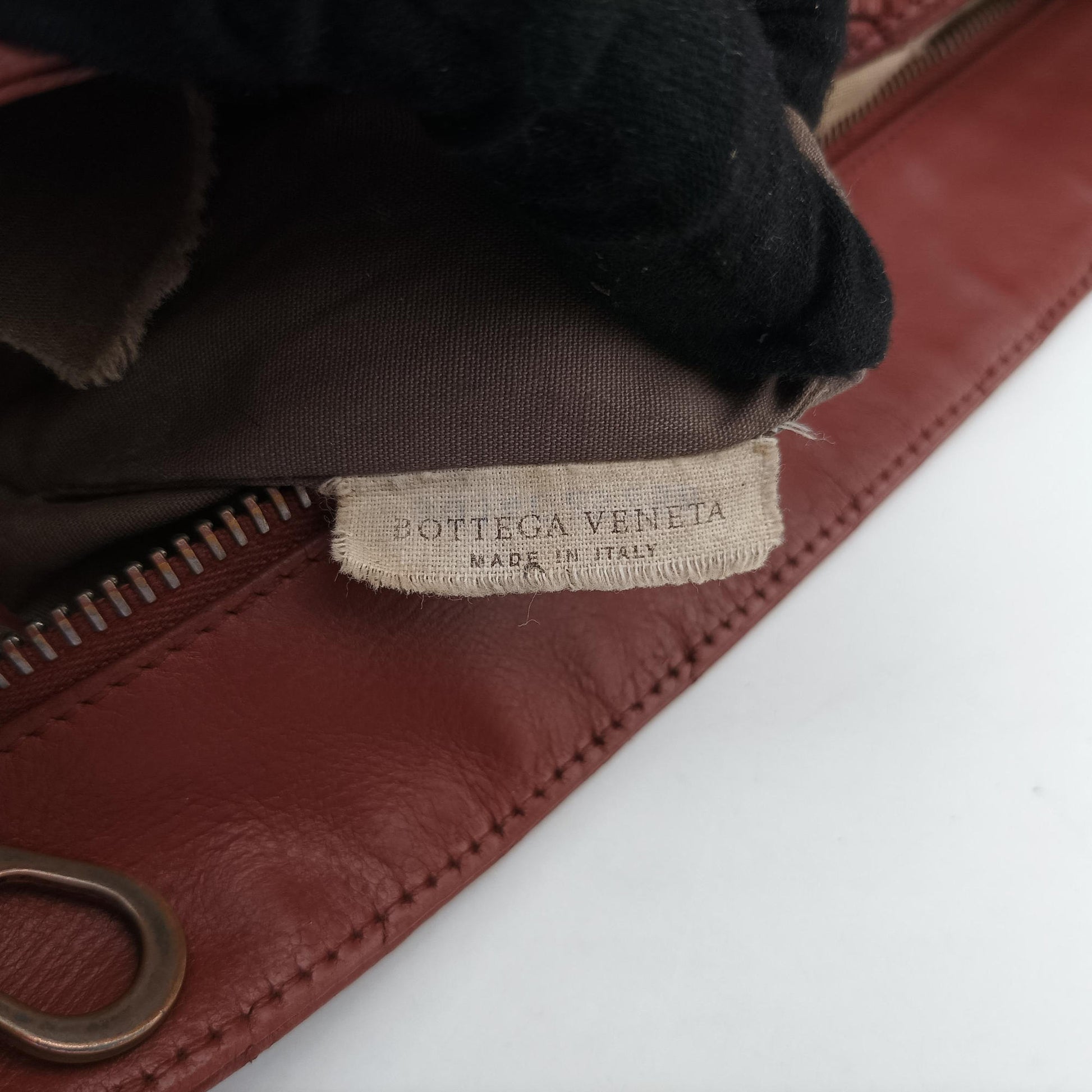 Intrecciato Red lambskin B01402325Dイントレチャート レッド ラムスキン B01402325D
