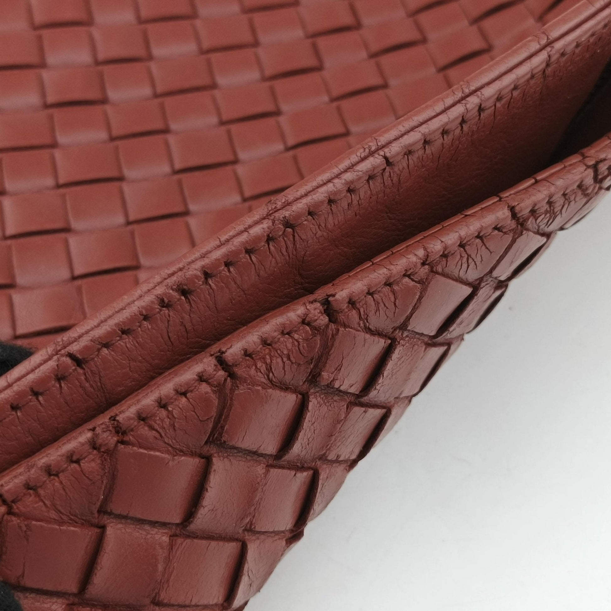 Intrecciato Red lambskin B01402325Dイントレチャート レッド ラムスキン B01402325D