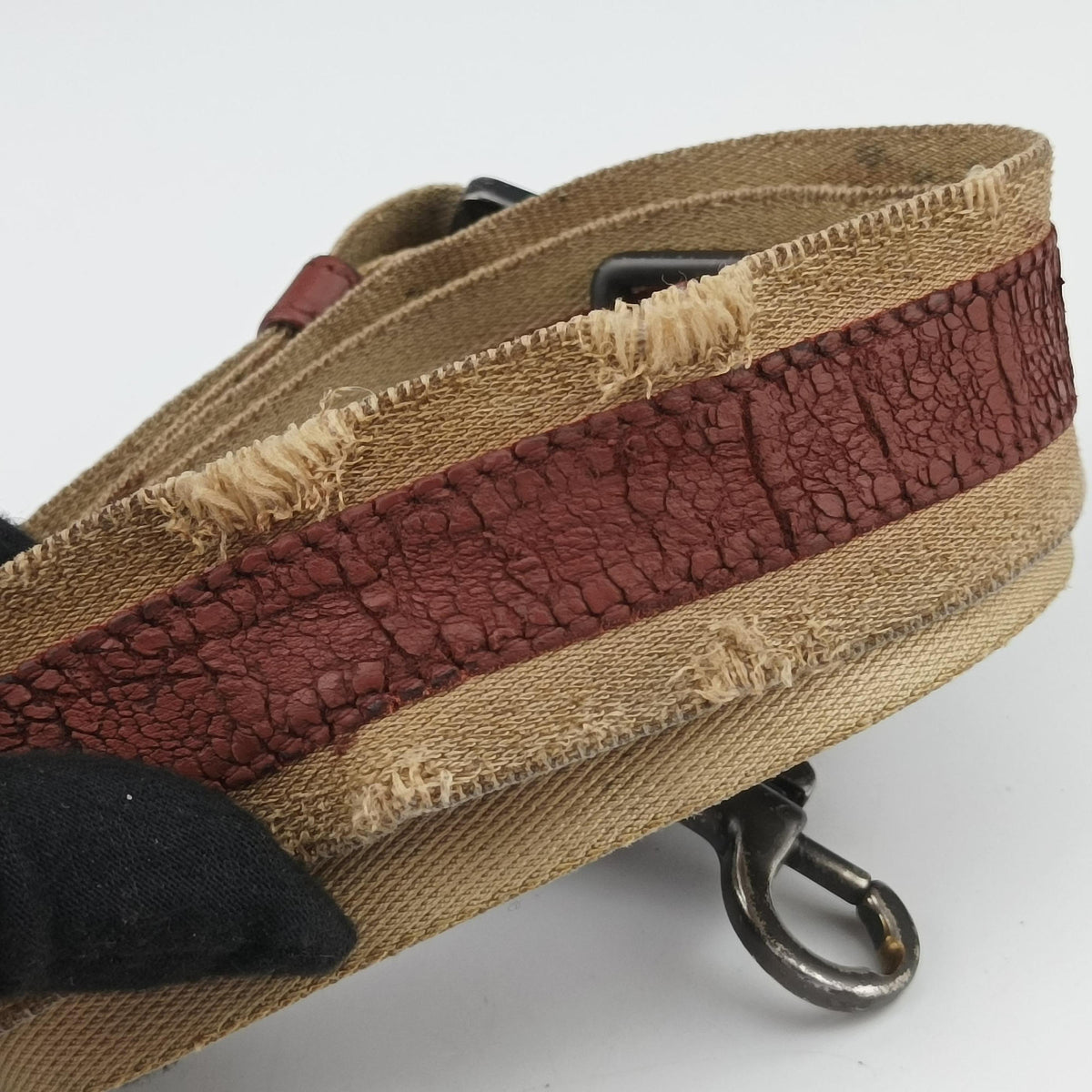 Intrecciato Red lambskin B01402325Dイントレチャート レッド ラムスキン B01402325D