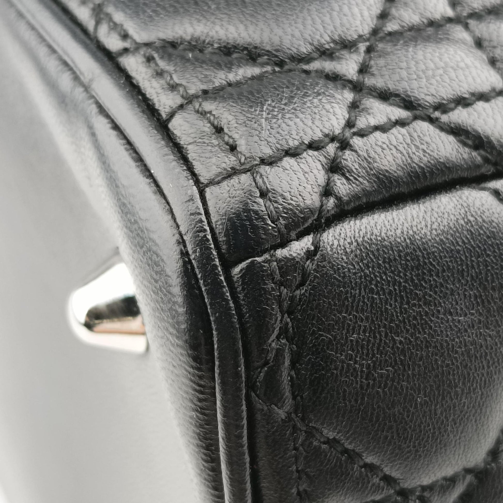 Lady Dior Black lambskin 26-MA-0140レディディオール ブラック ラムスキン 26-MA-0140