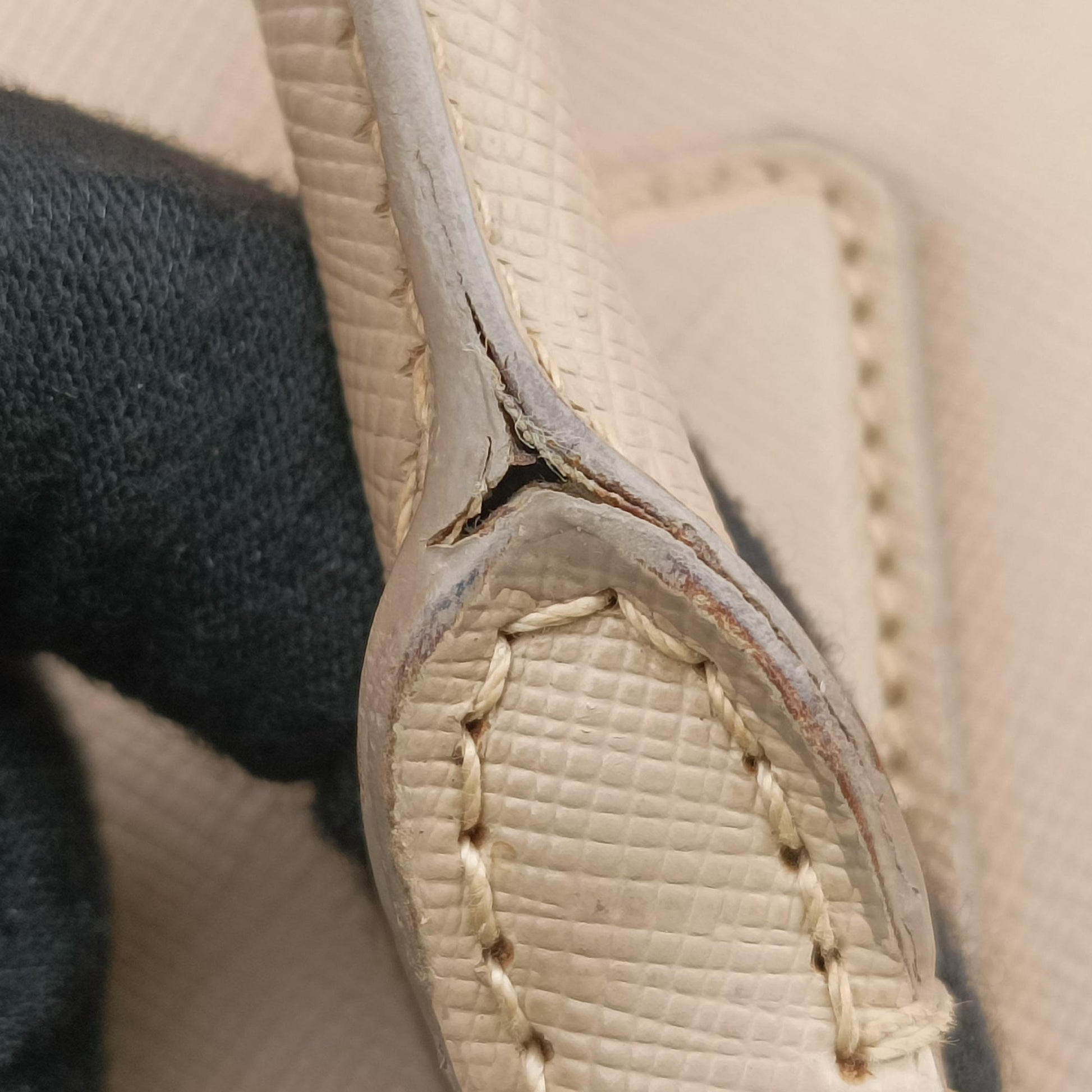 Galleria Beige SAFFIANO Leather BN1786 64ガレリア ベージュ サフィアーノレザー BN1786 64