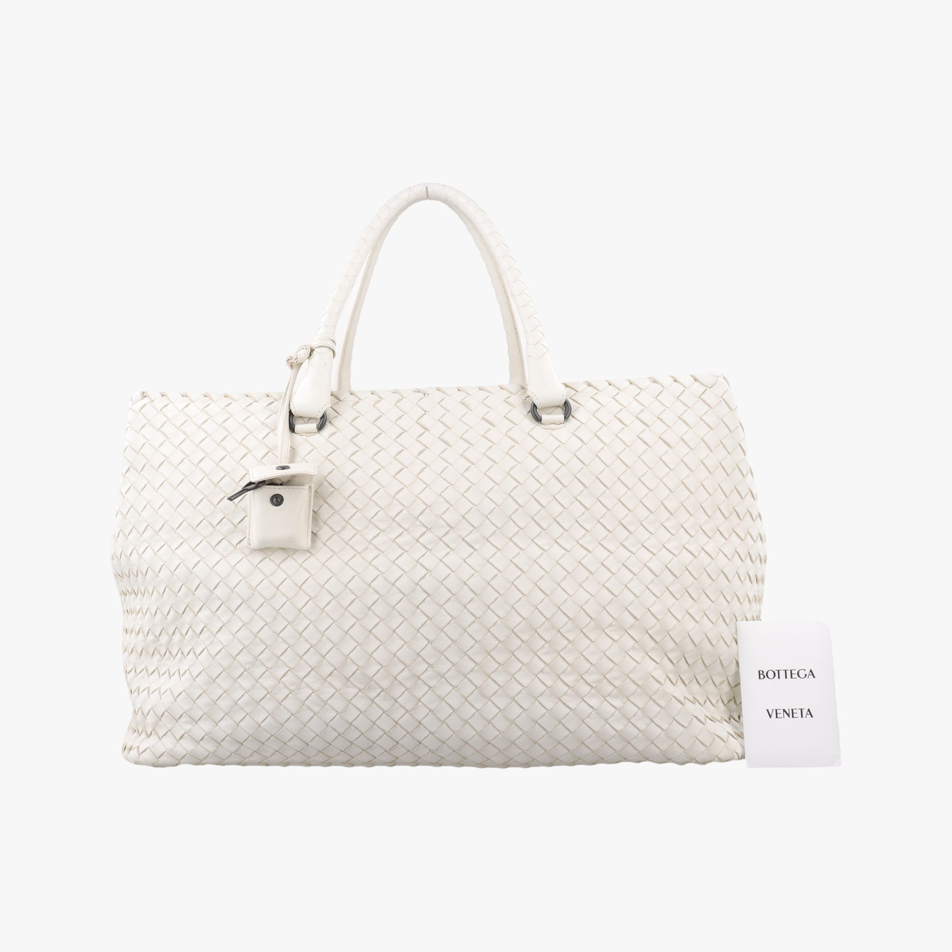 Intrecciato White lambskin B00330870Mイントレチャート ホワイト ラムスキン B00330870M