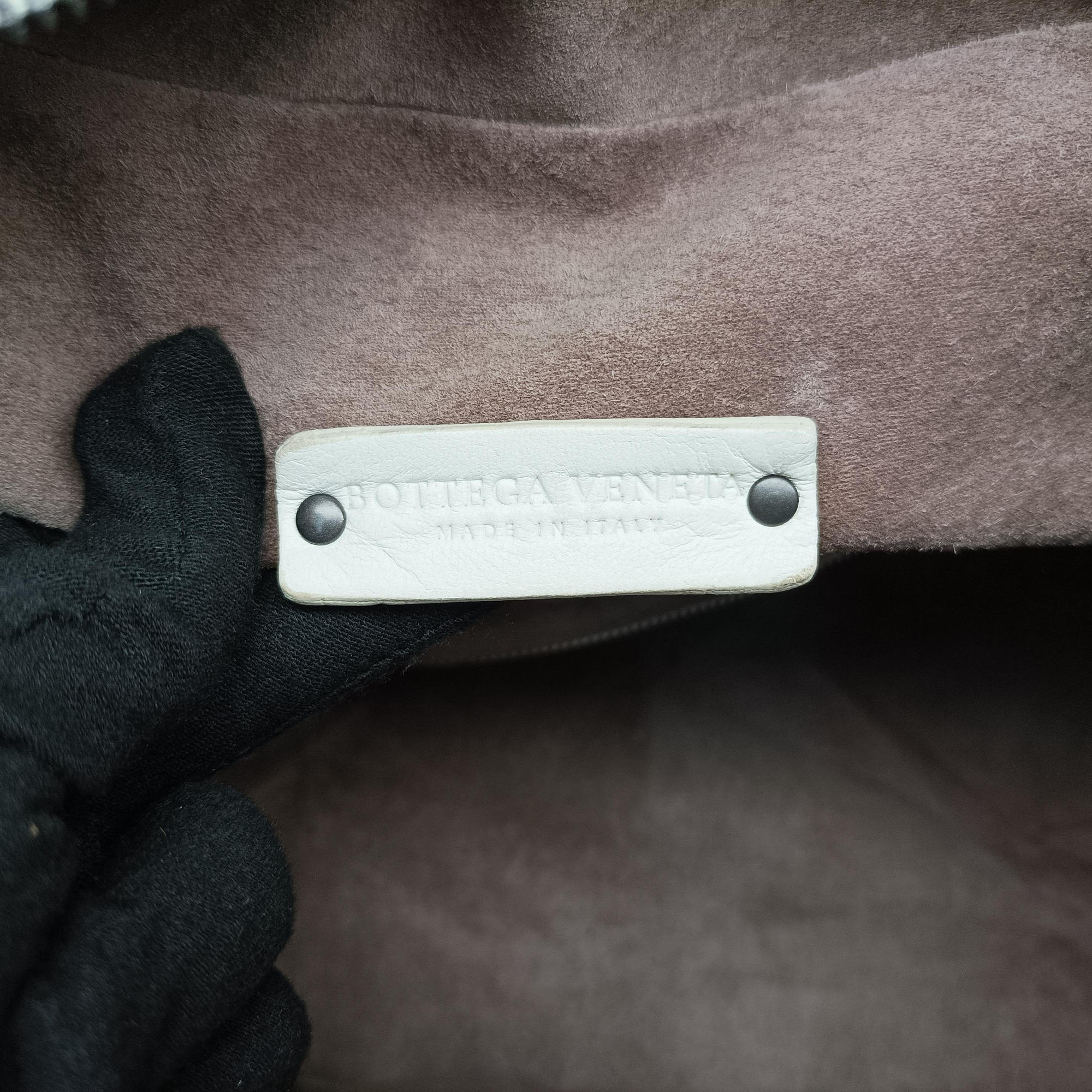 Intrecciato White lambskin B00330870Mイントレチャート ホワイト ラムスキン B00330870M