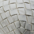 Intrecciato White lambskin B00330870Mイントレチャート ホワイト ラムスキン B00330870M