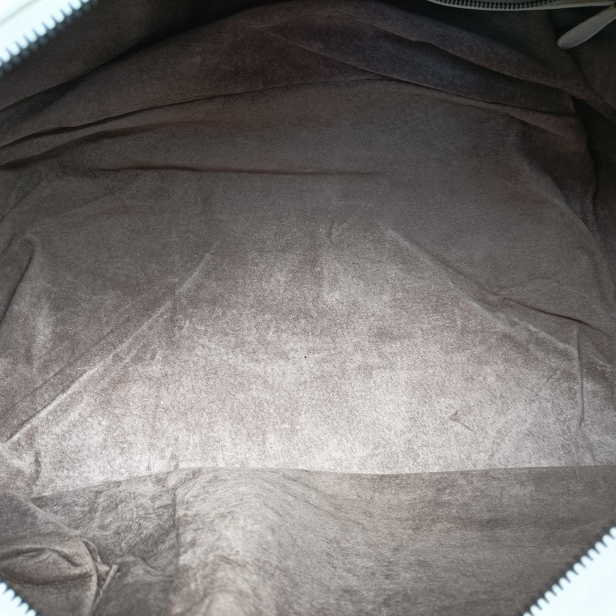 Intrecciato White lambskin B00330870Mイントレチャート ホワイト ラムスキン B00330870M
