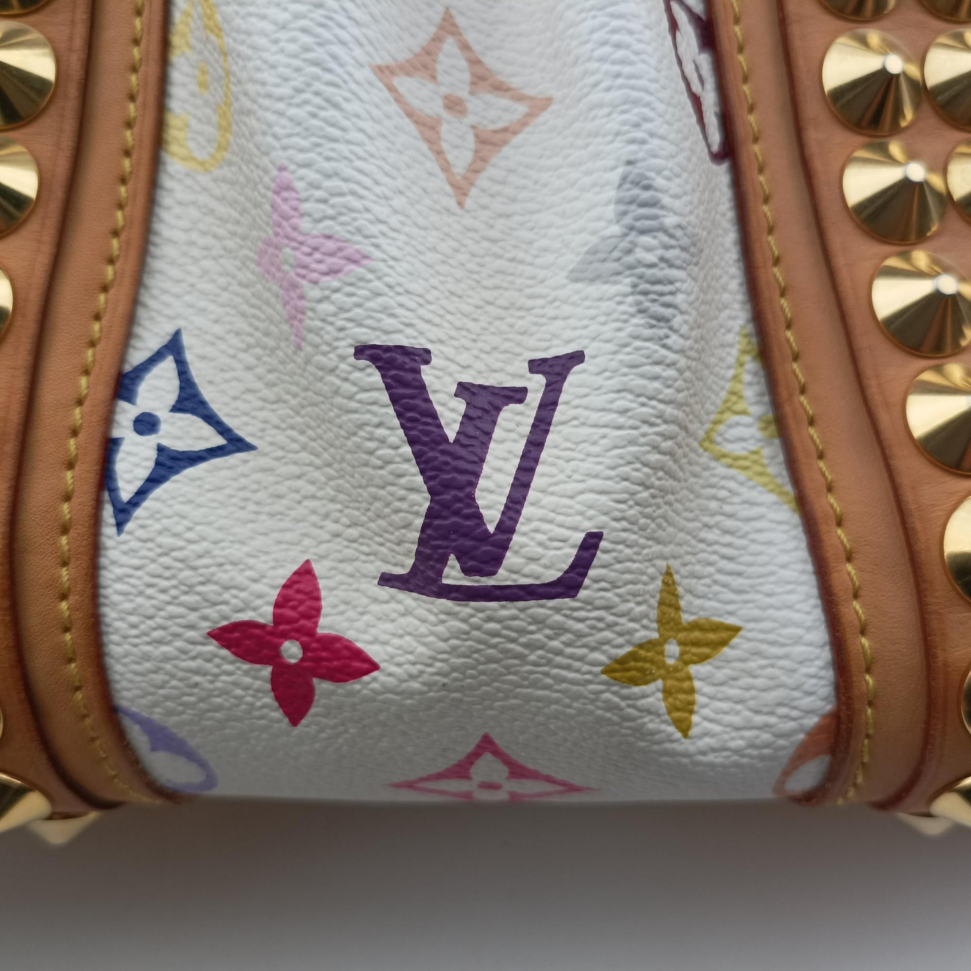 COURTNEY　MM white Monogram Multicolor M45641 Lot number unknownコートニーMM ブロン モノグラム マルチカラー M45641 製番不明