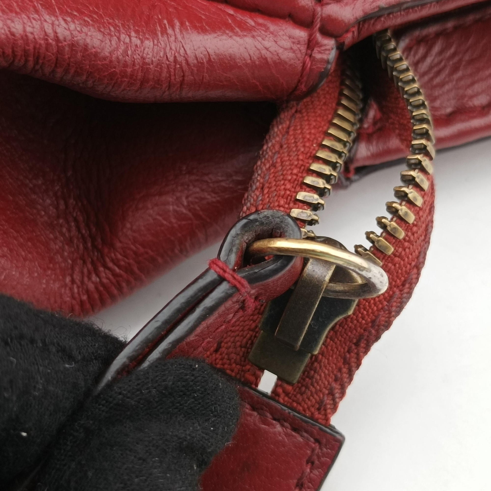 Re(Belle) Red Leather 516459 C024765808リベル レッド レザー 516459 C024765808
