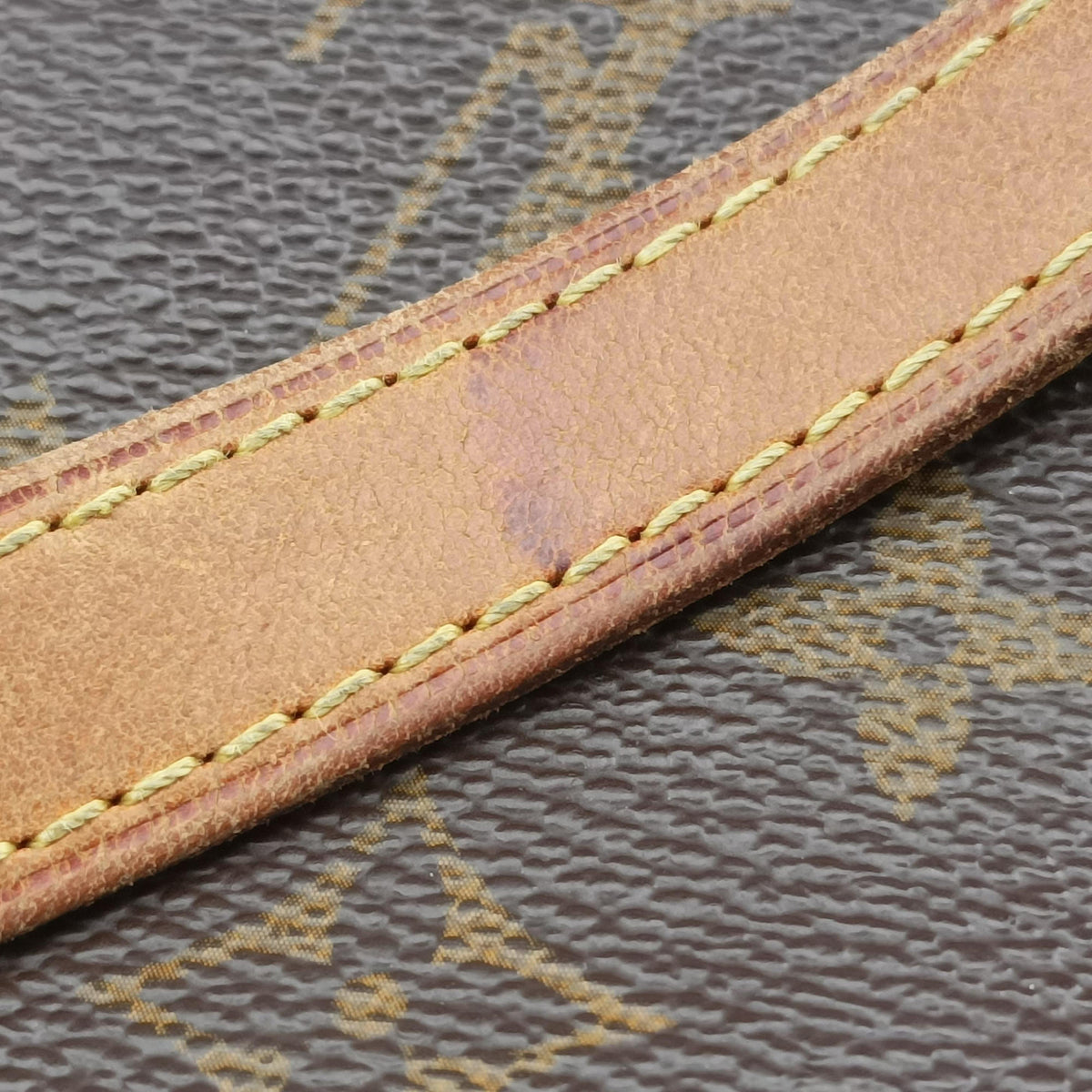 Pre-owned Louis Vuitton TOTALLY MM brown Monogram Canvas M56689 shoulderbag | stylenewstar