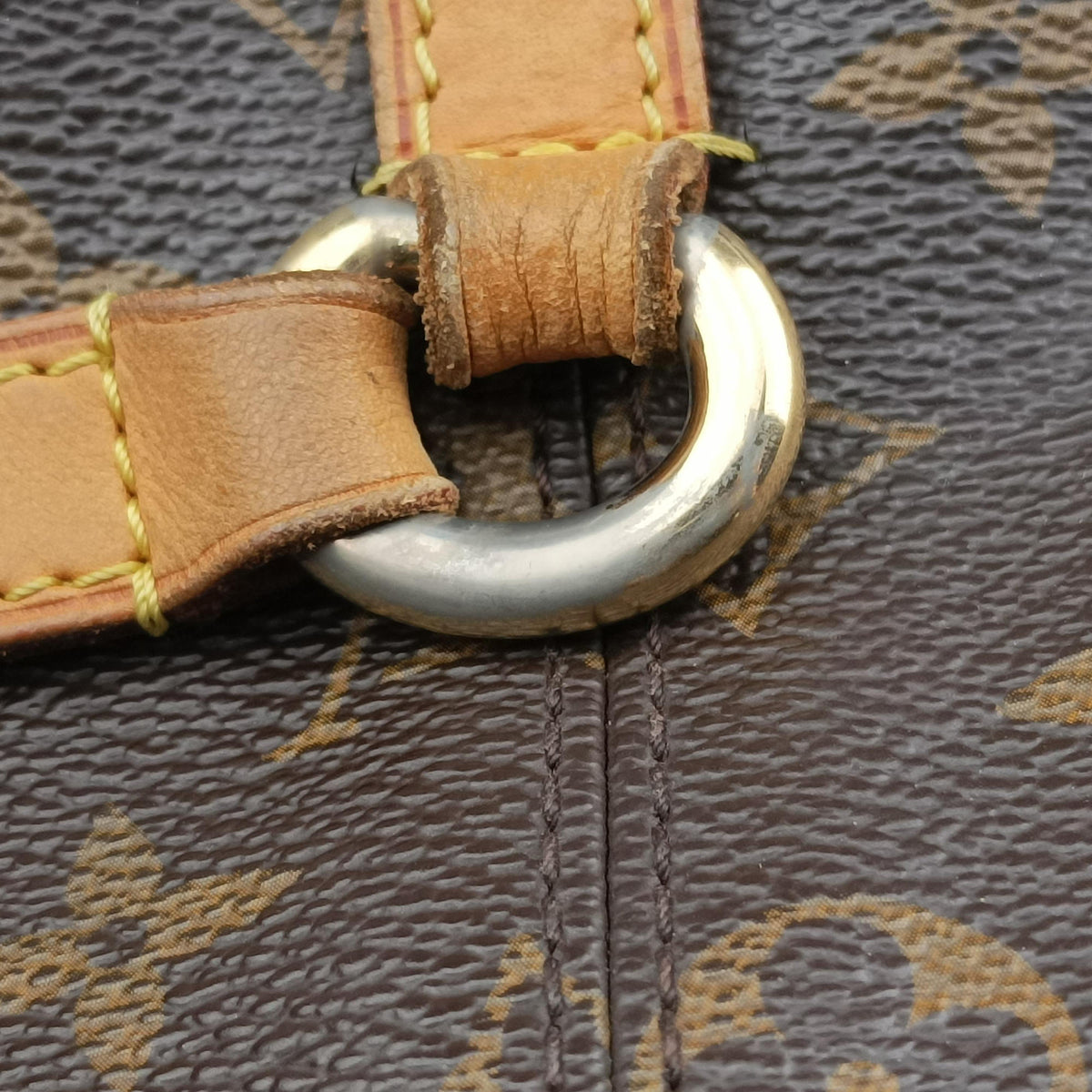 Pre-owned Louis Vuitton TOTALLY MM brown Monogram Canvas M56689 shoulderbag | stylenewstar