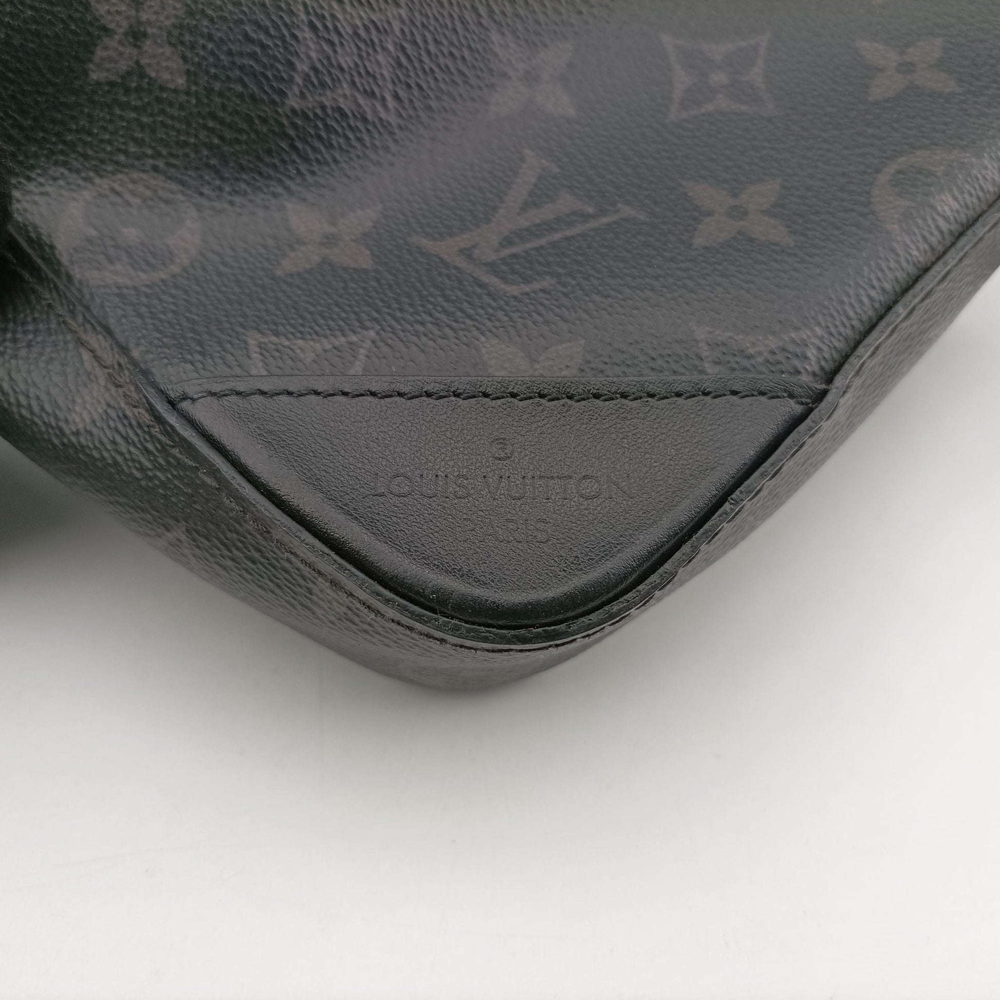 Trio Messenger black Monogram Eclipse Reverse M69443 IC Chipトリオ メッセンジャー ブラック モノグラム エクリプス リバース M69443 ICチップ