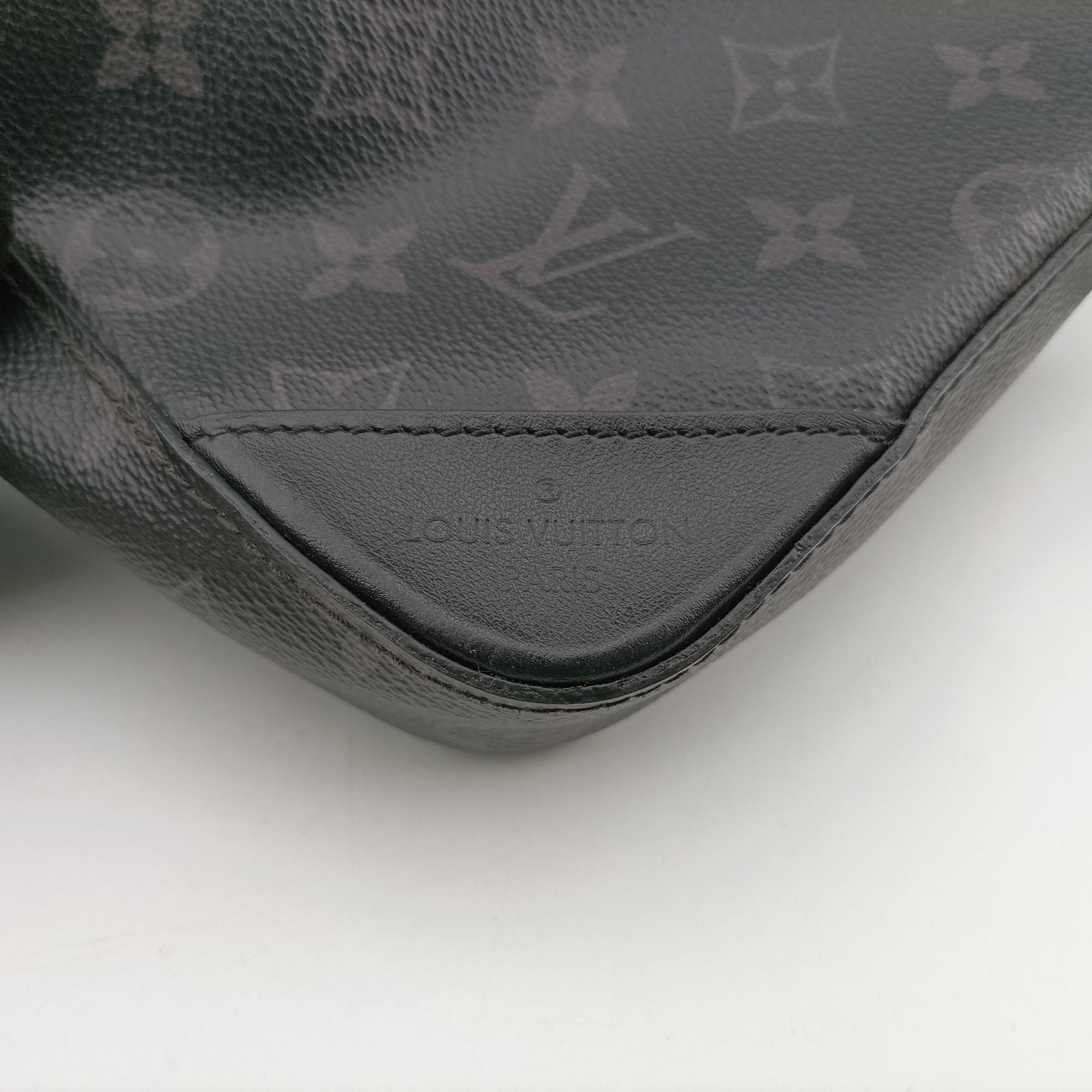 Trio Messenger black Monogram Eclipse Reverse M69443 IC Chipトリオ メッセンジャー ブラック モノグラム エクリプス リバース M69443 ICチップ